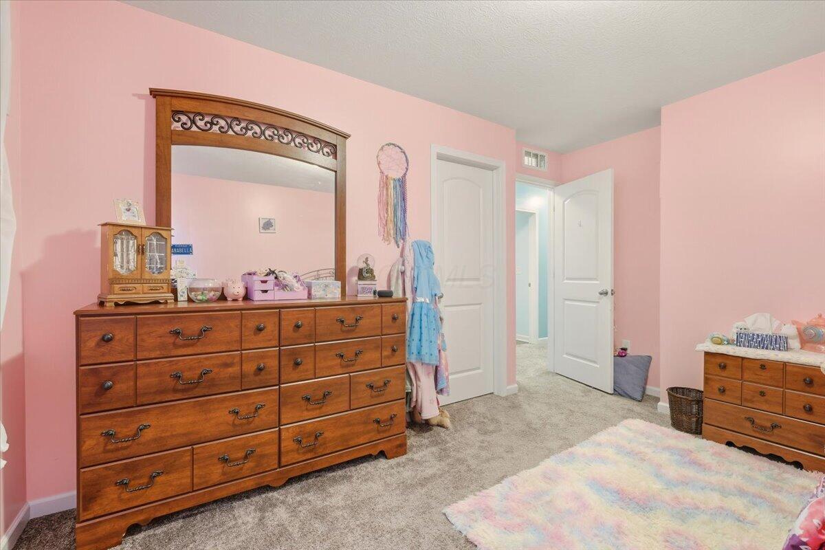 211 Leather Leaf Circle