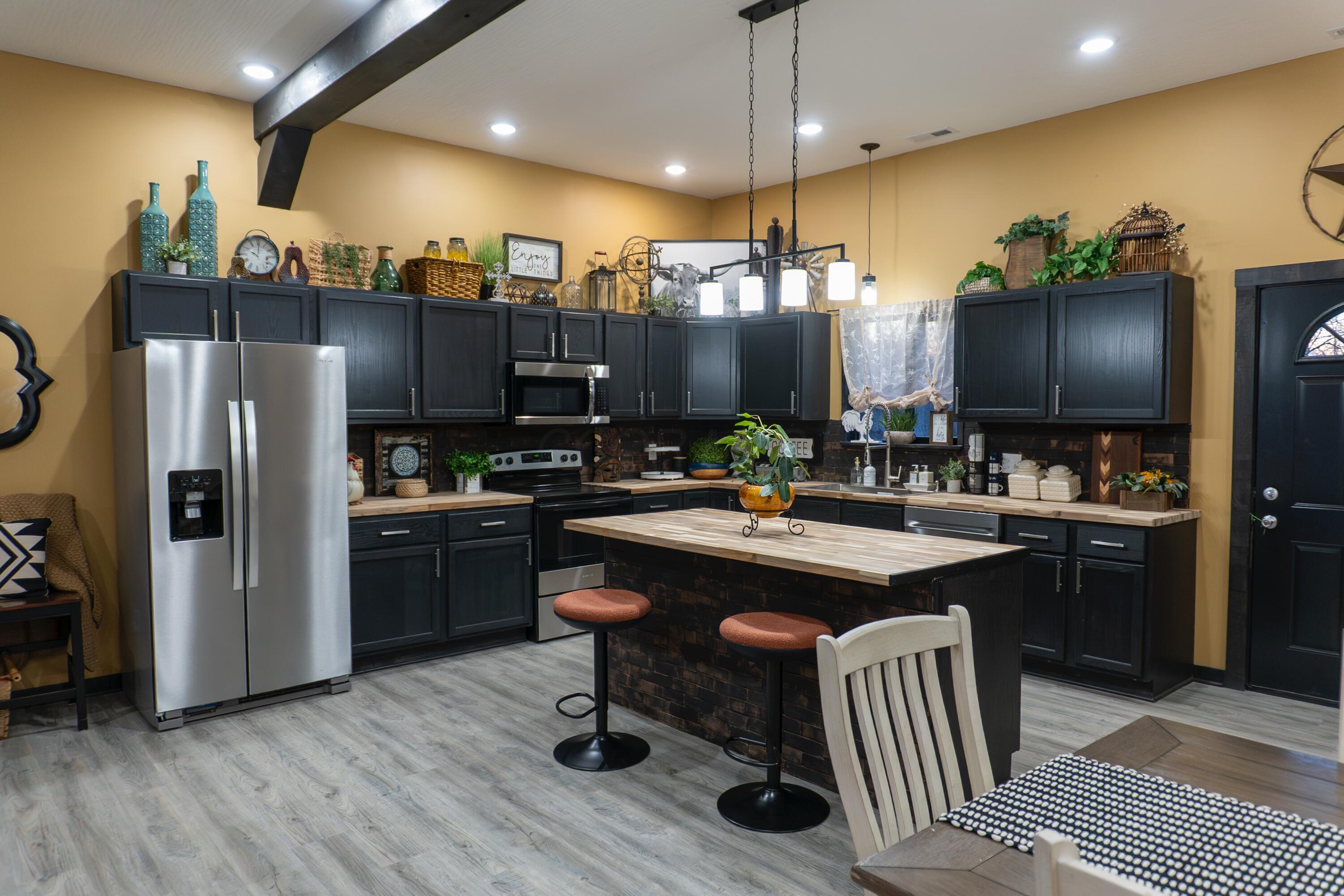 3301 Township Road 221