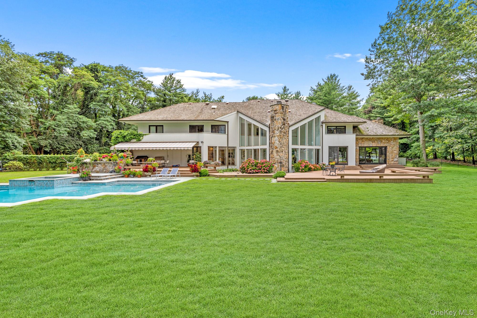 8 Mill Pond Lane