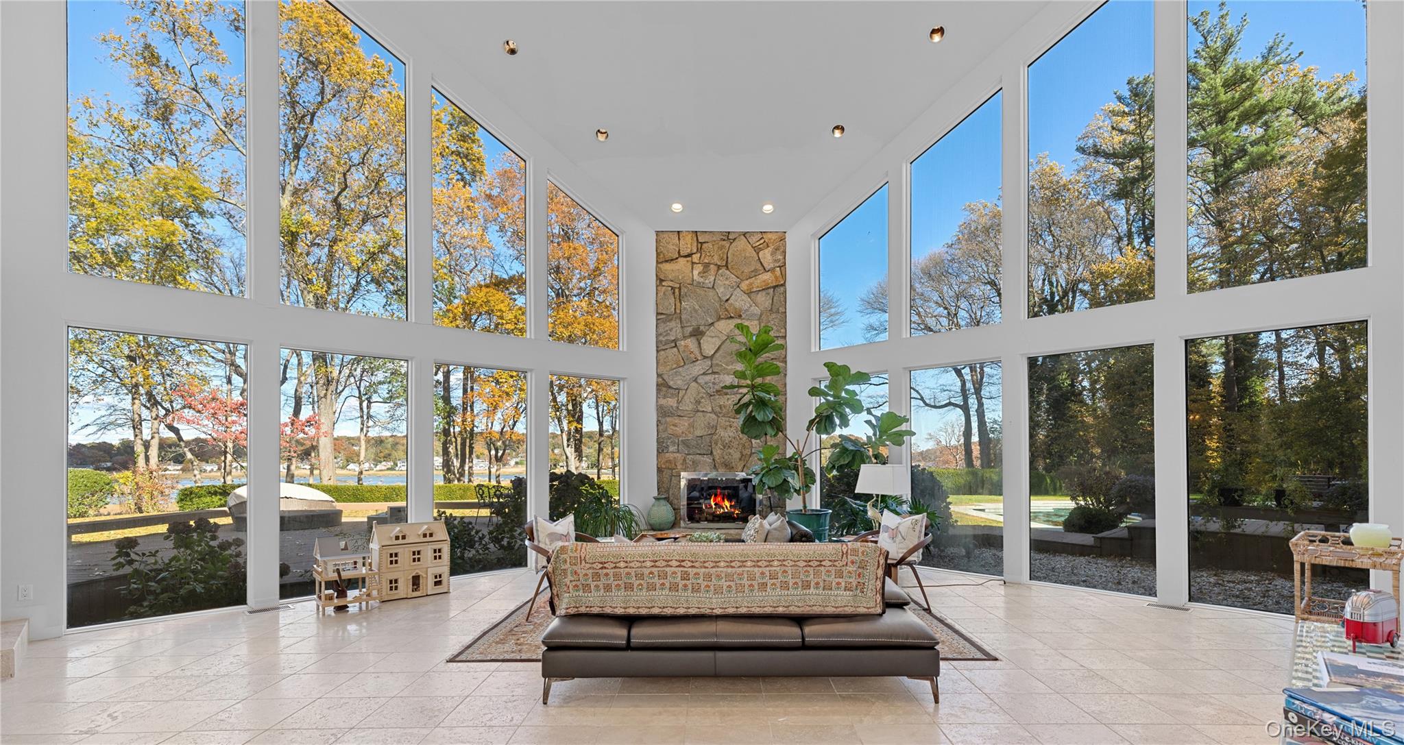 8 Mill Pond Lane