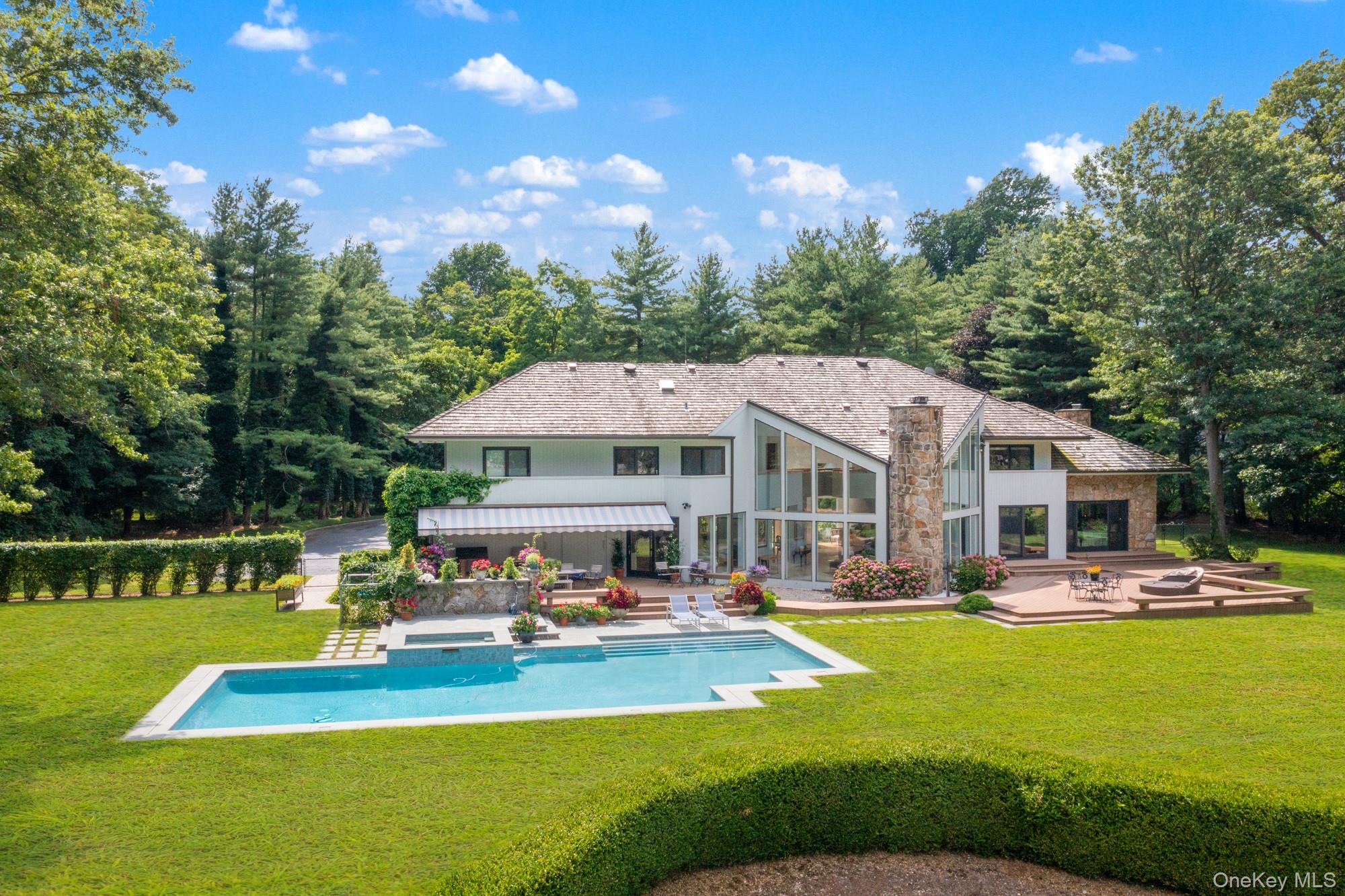 8 Mill Pond Lane