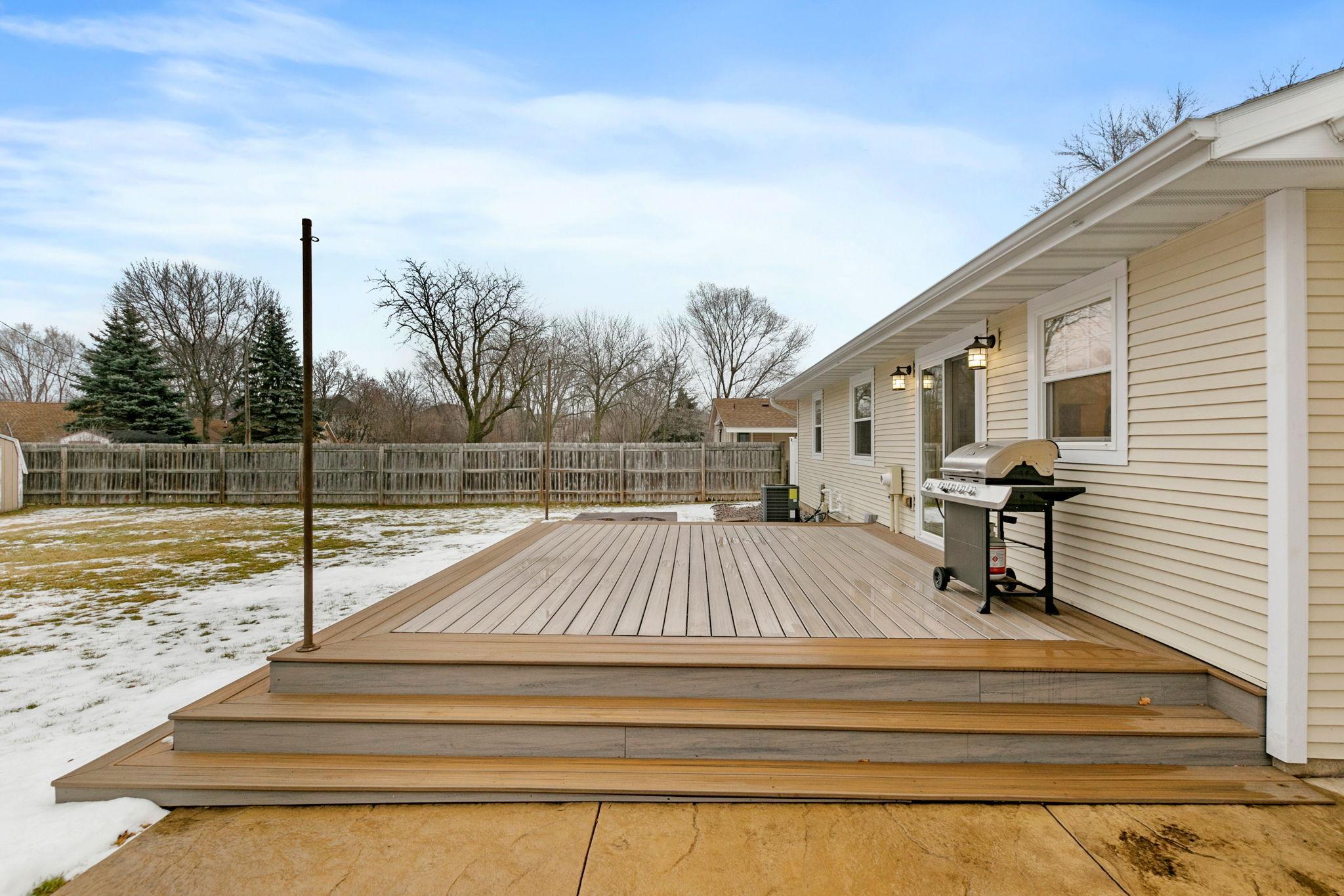 8405 Lower 208th Street W