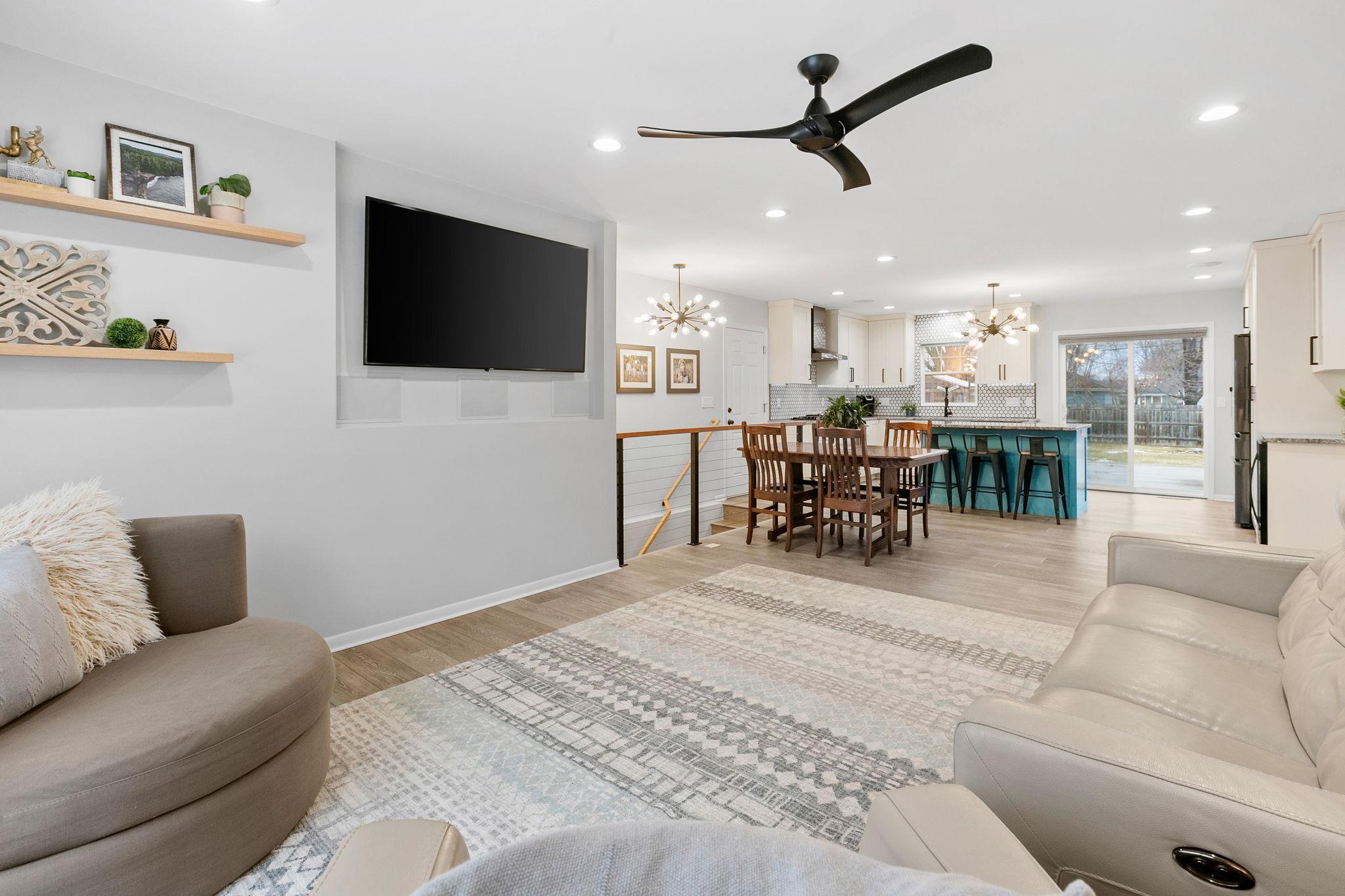 8405 Lower 208th Street W