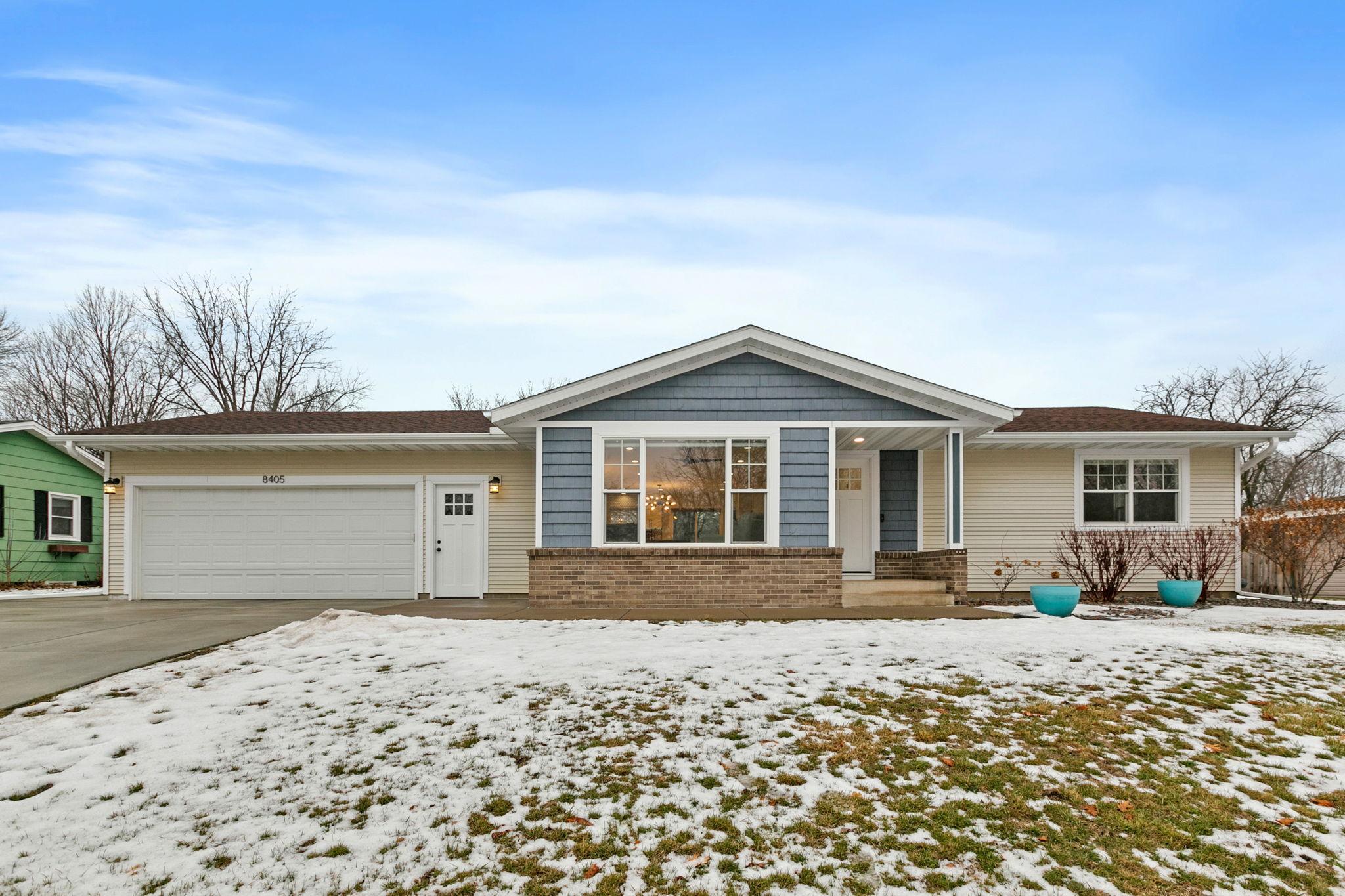 8405 Lower 208th Street W