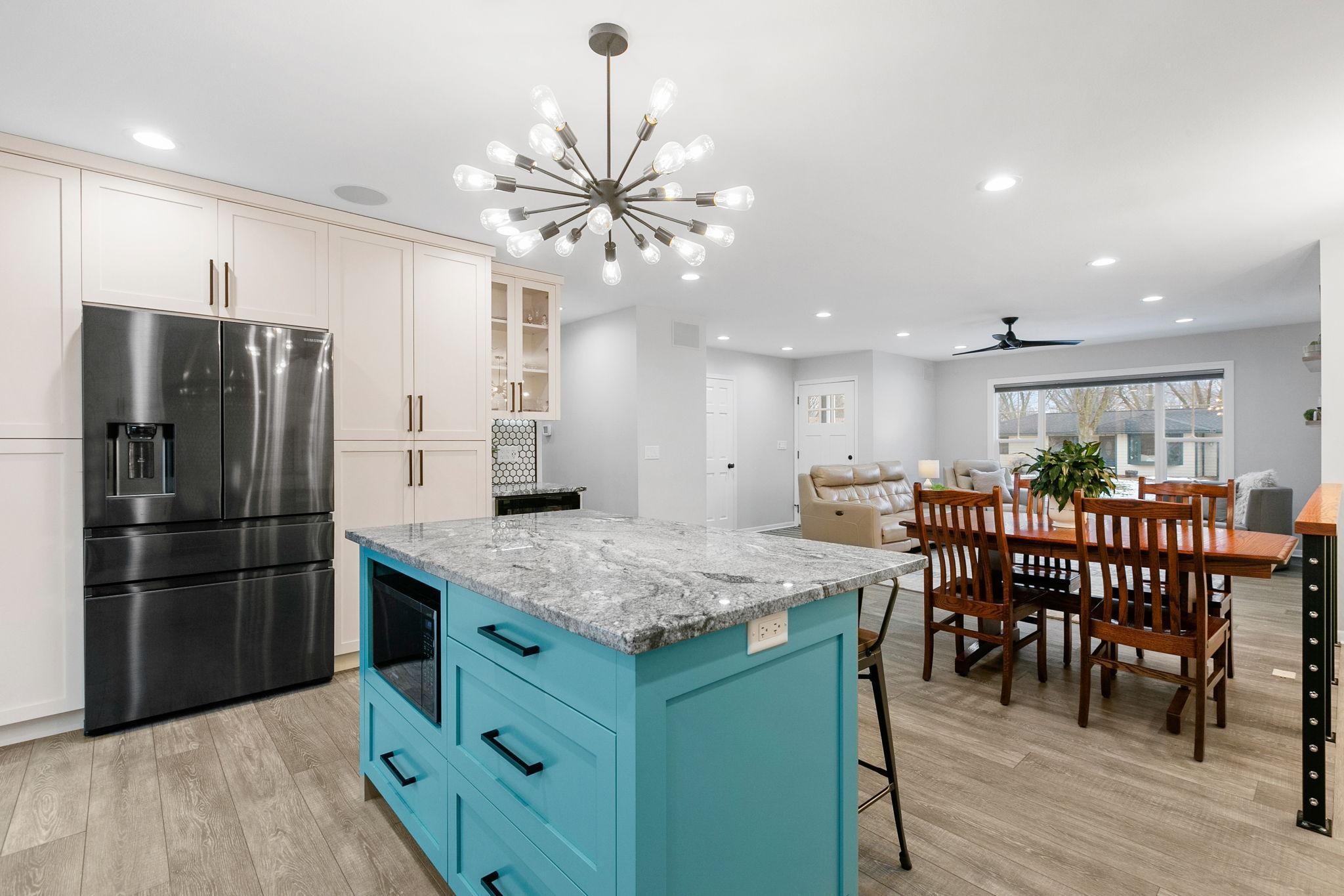 8405 Lower 208th Street W