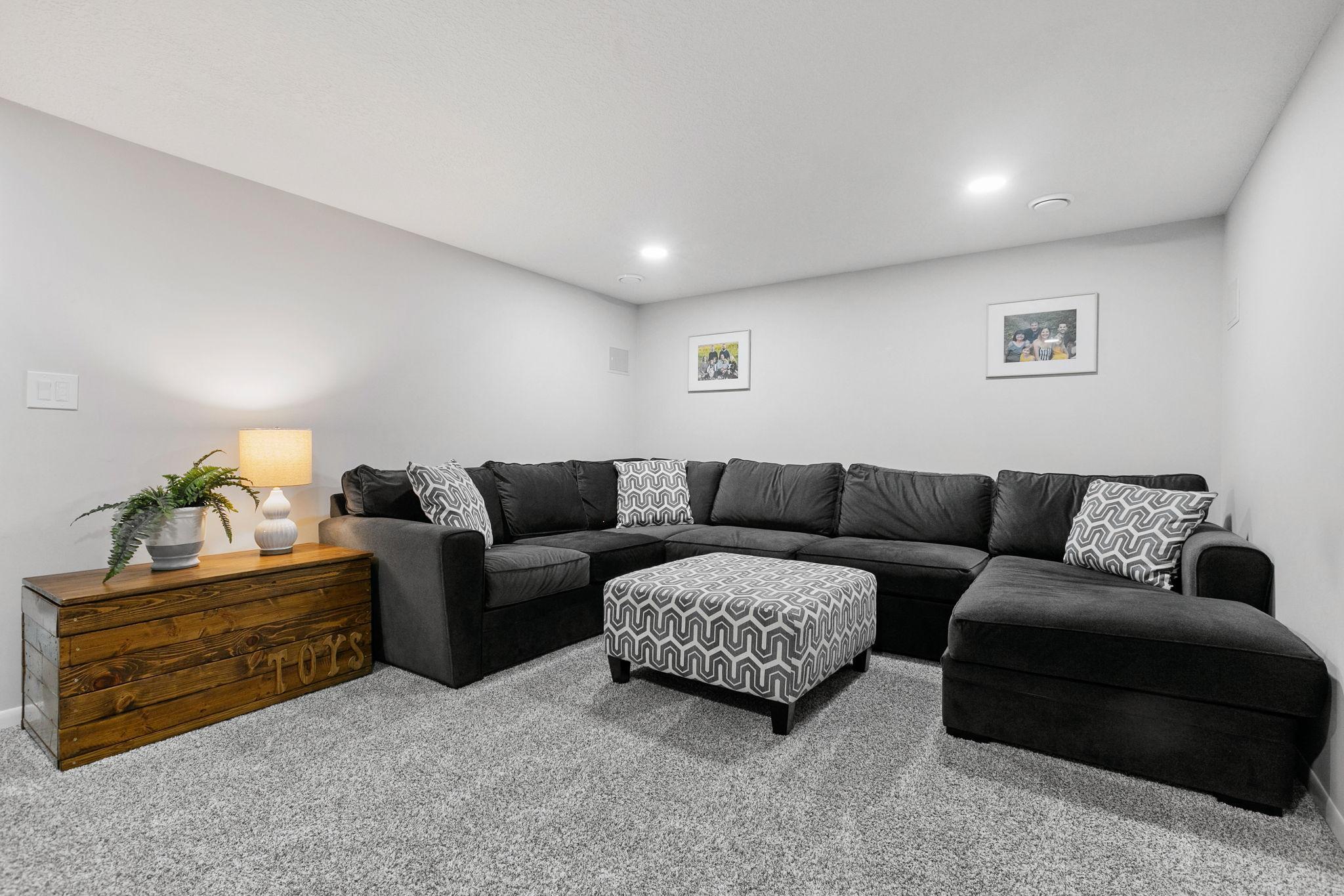 8405 Lower 208th Street W