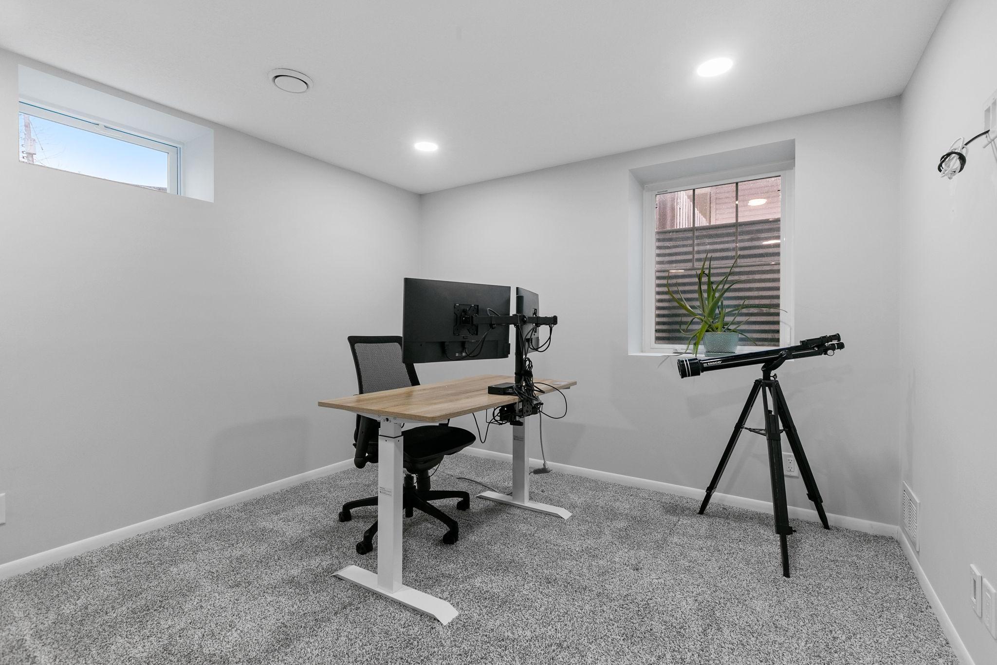 8405 Lower 208th Street W