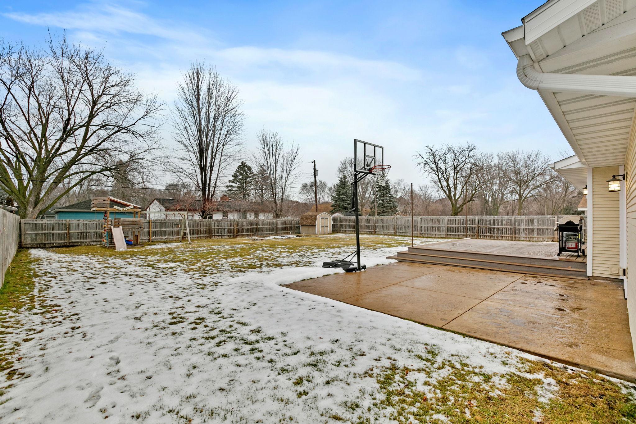 8405 Lower 208th Street W