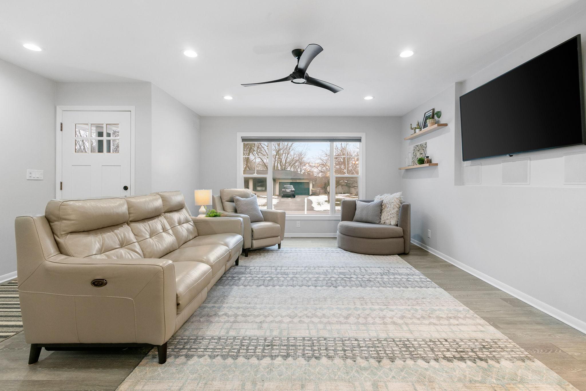 8405 Lower 208th Street W