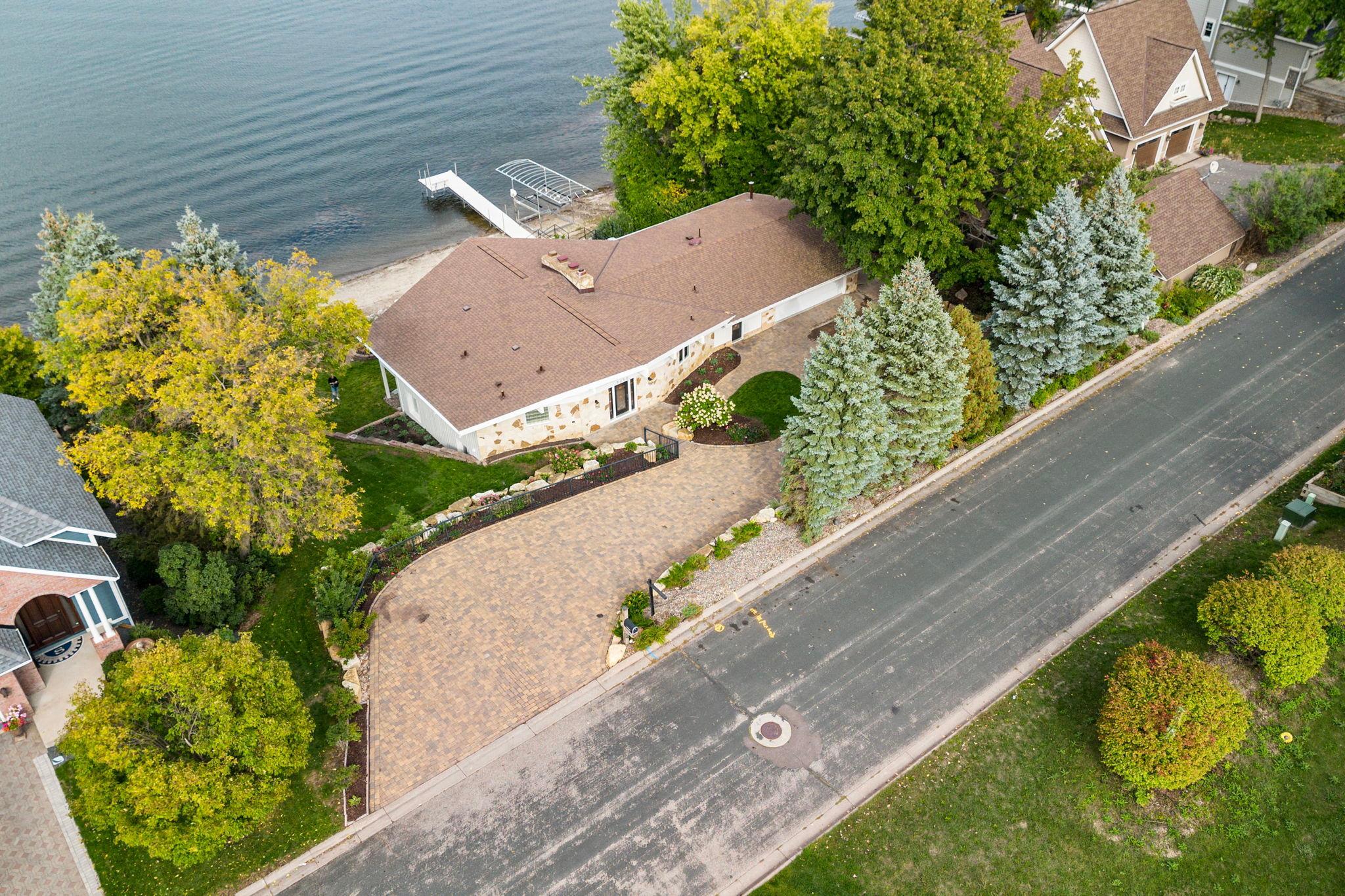 5650 Fairlawn Shores Trail SE