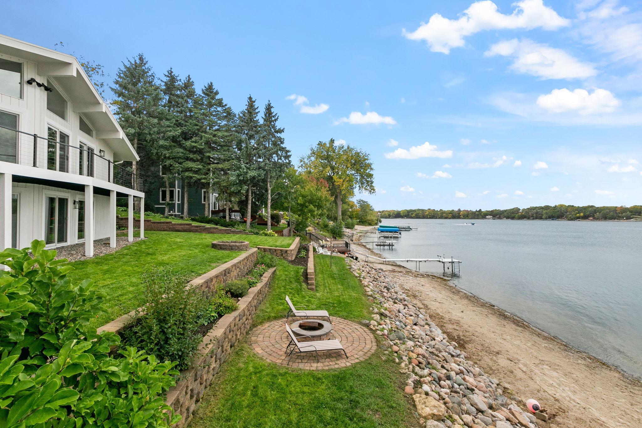 5650 Fairlawn Shores Trail SE