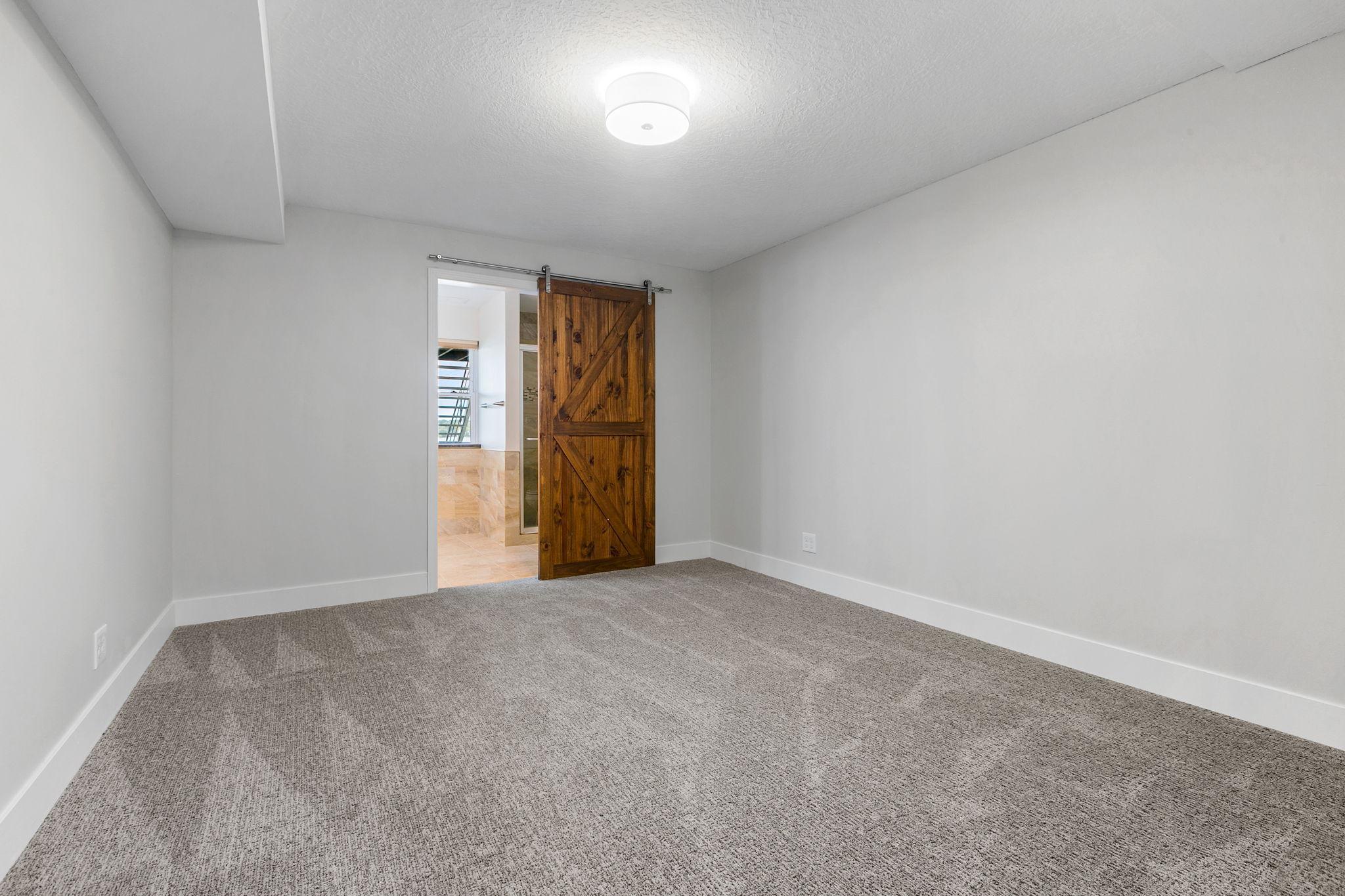5650 Fairlawn Shores Trail SE