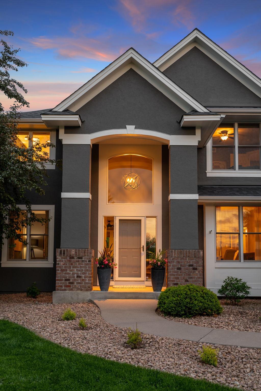 6820 Ruby Lane