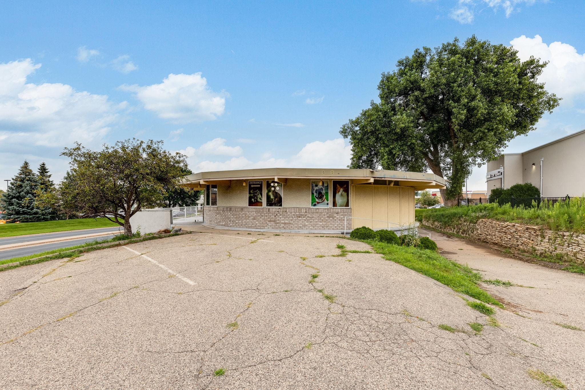 12443 River Ridge Boulevard