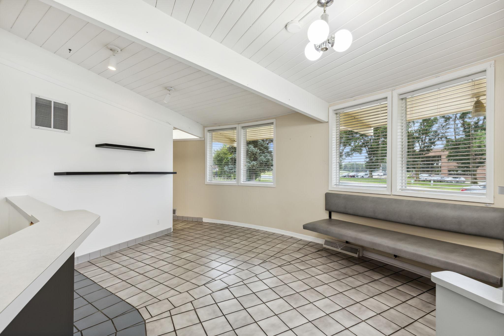 12443 River Ridge Boulevard