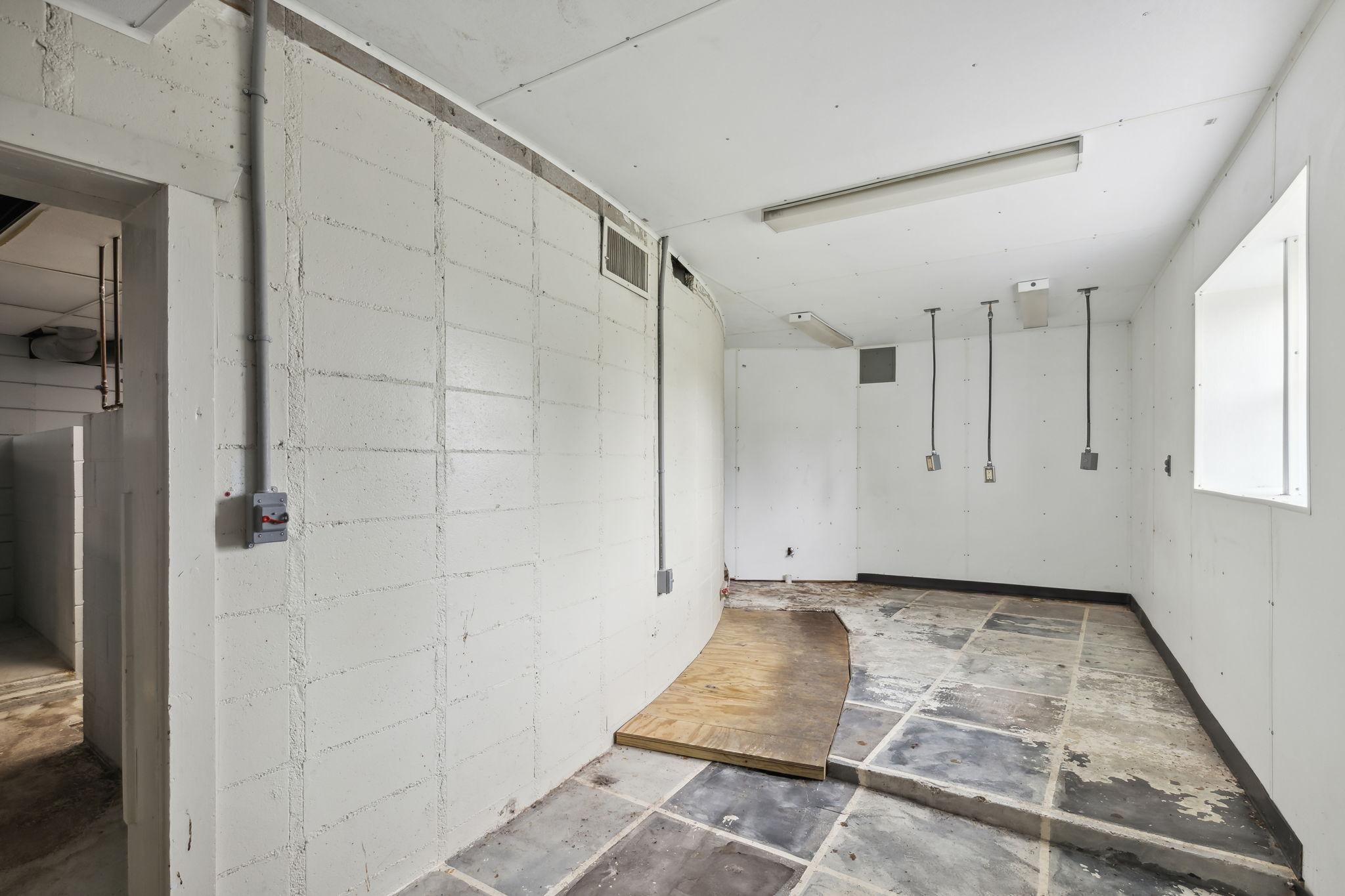 12443 River Ridge Boulevard