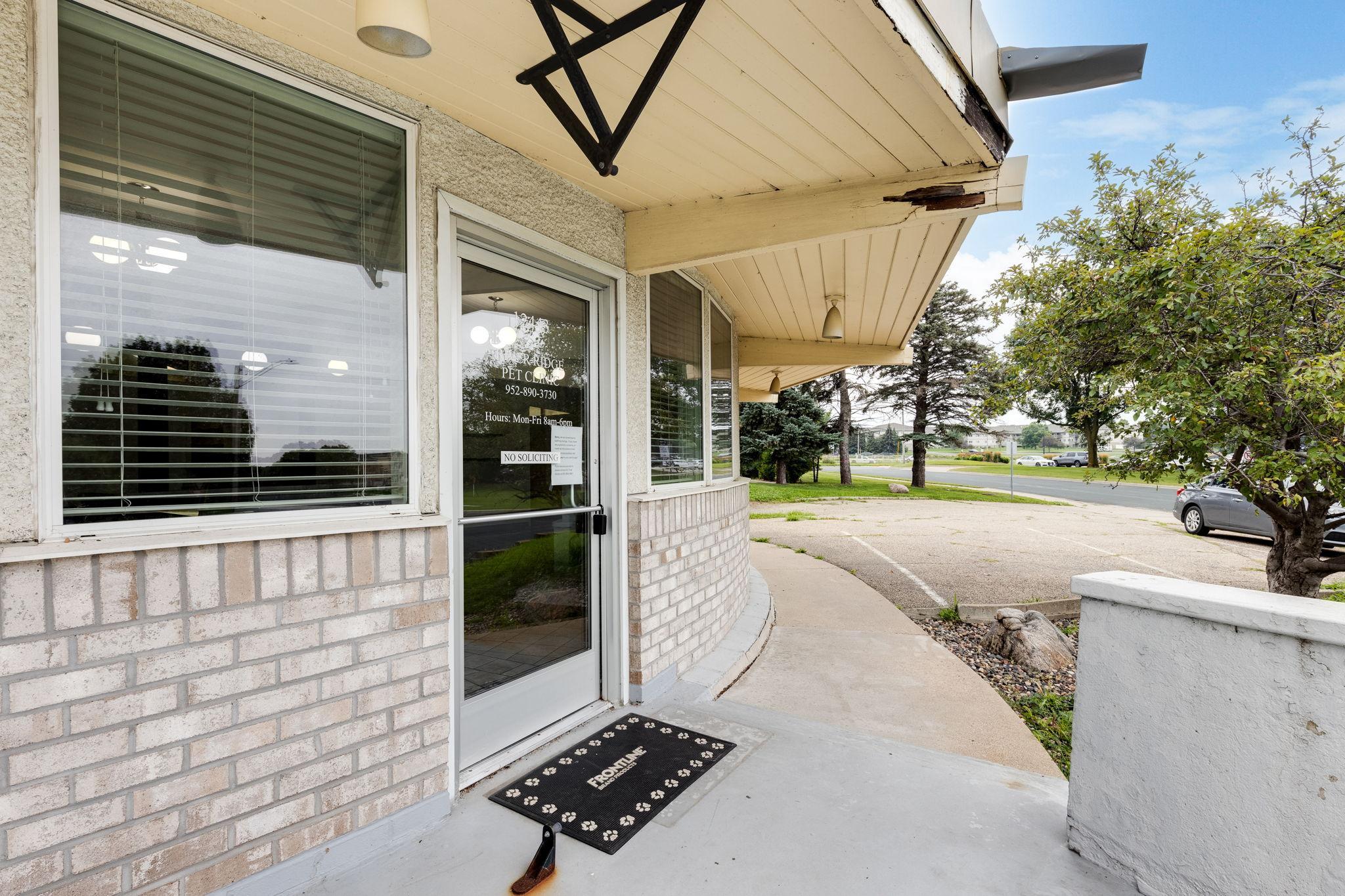 12443 River Ridge Boulevard