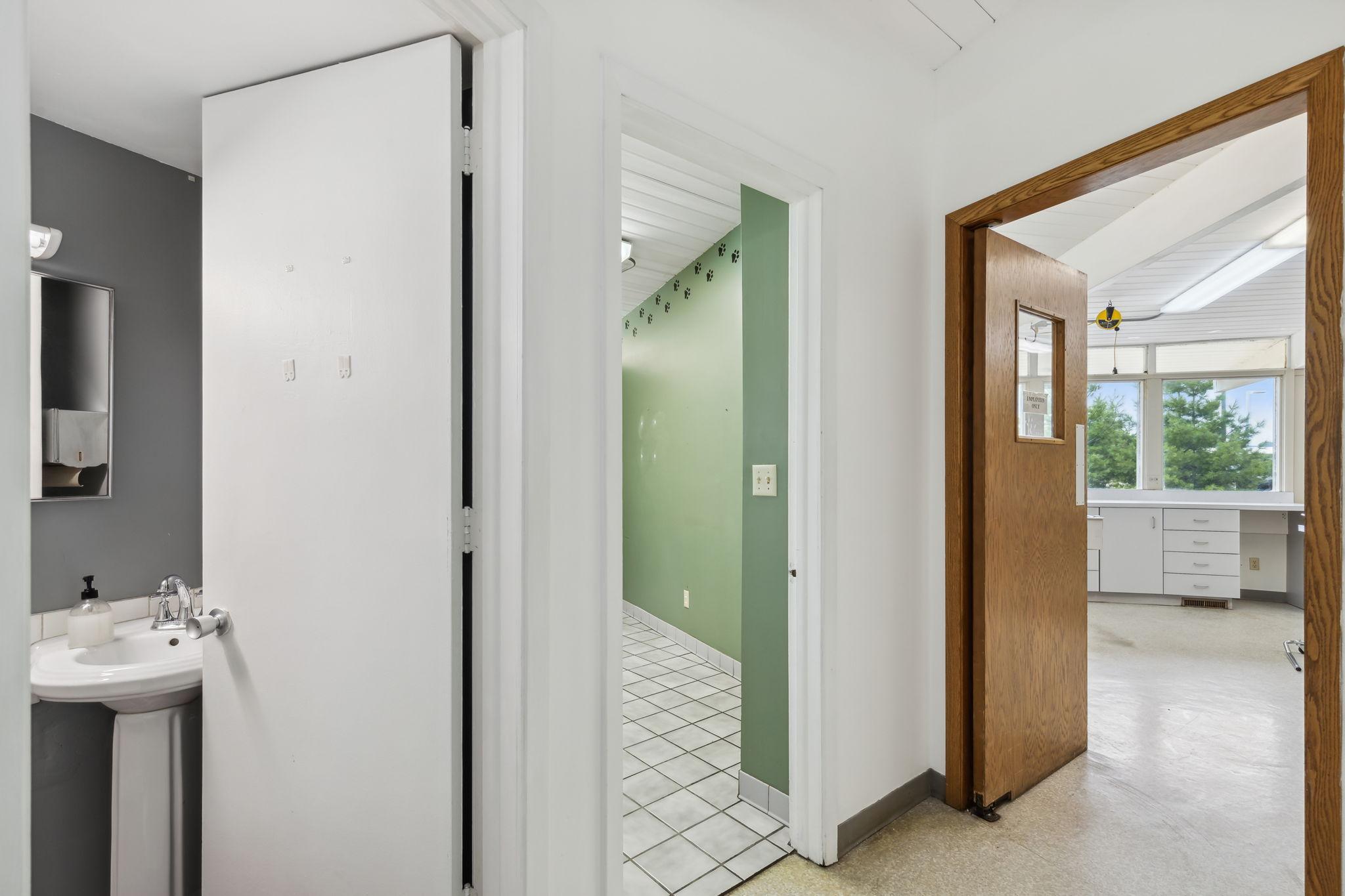 12443 River Ridge Boulevard