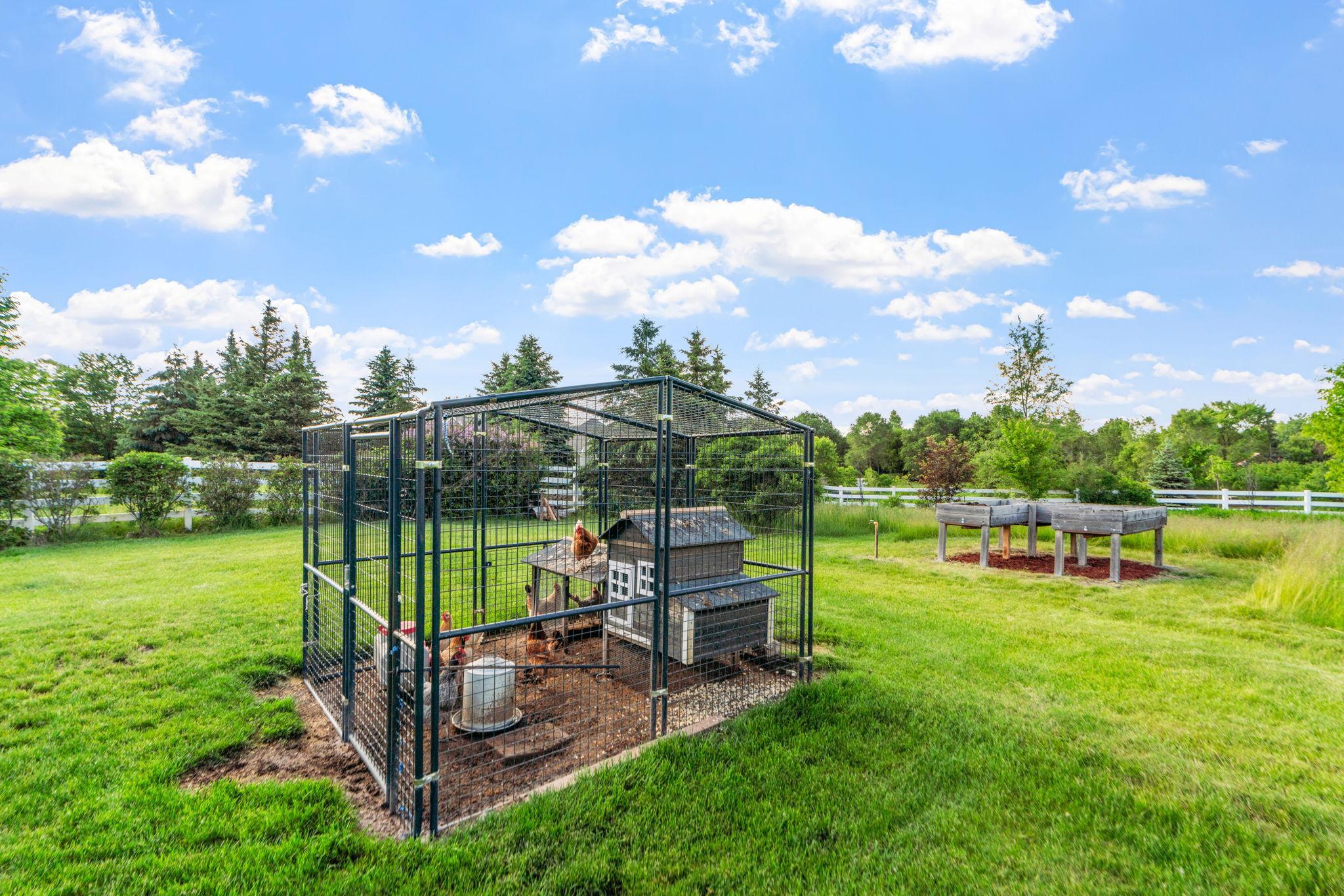 8846 Aviary Path