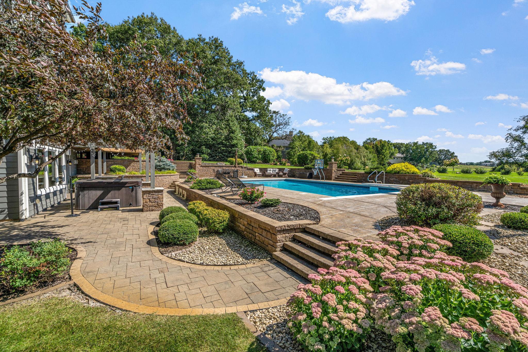 8855 Legends Club Drive