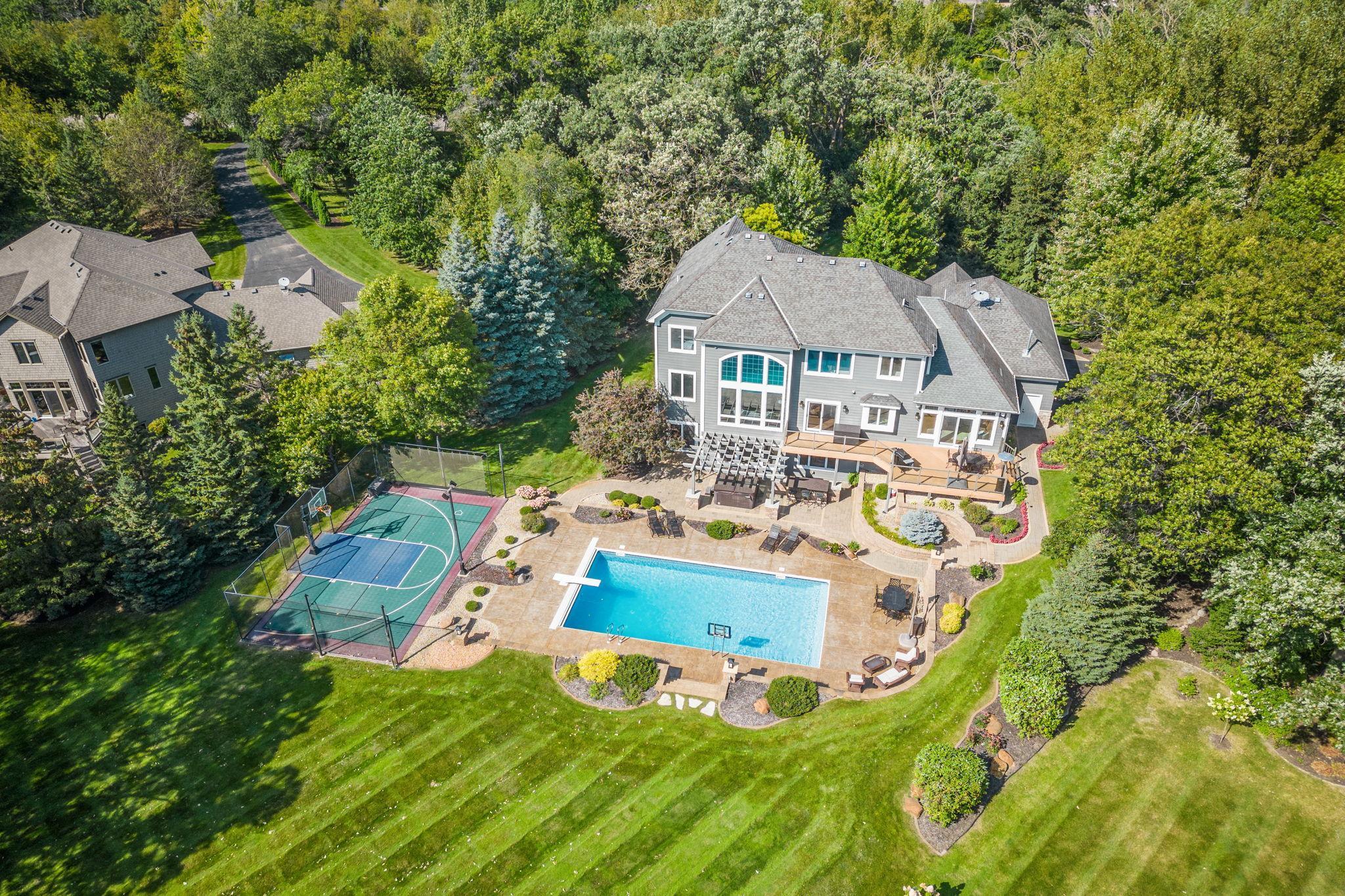 8855 Legends Club Drive