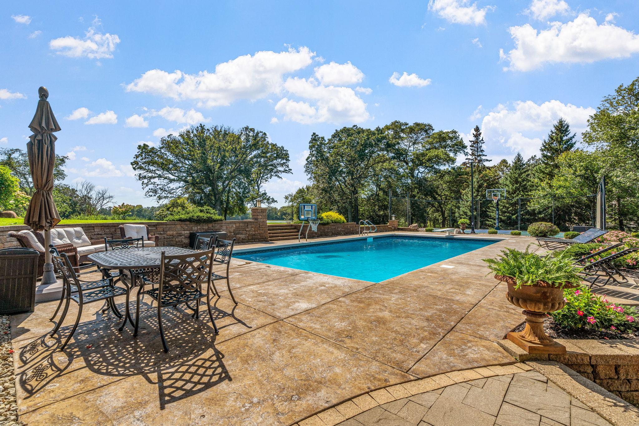 8855 Legends Club Drive