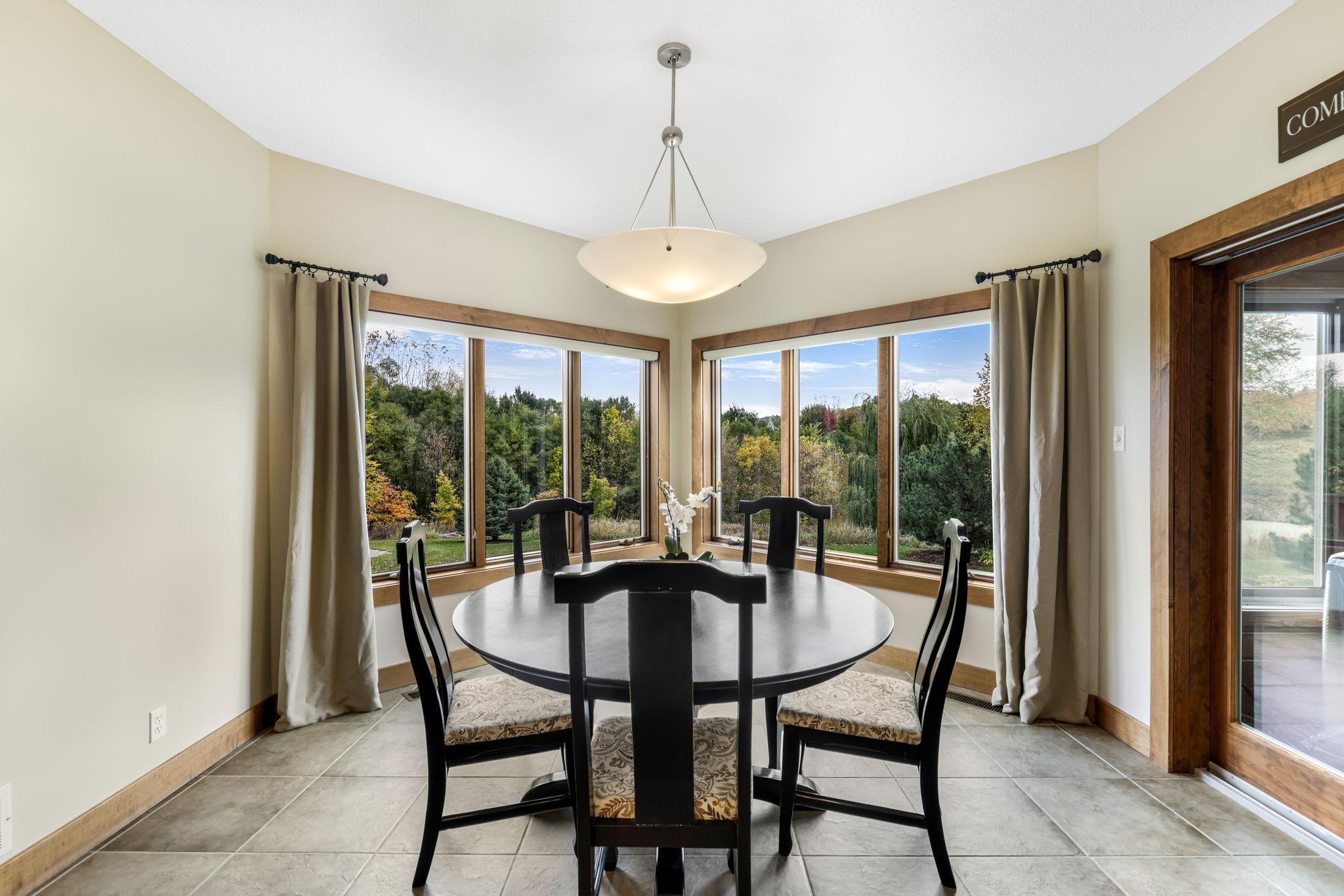 21451 Bitterbush Pass