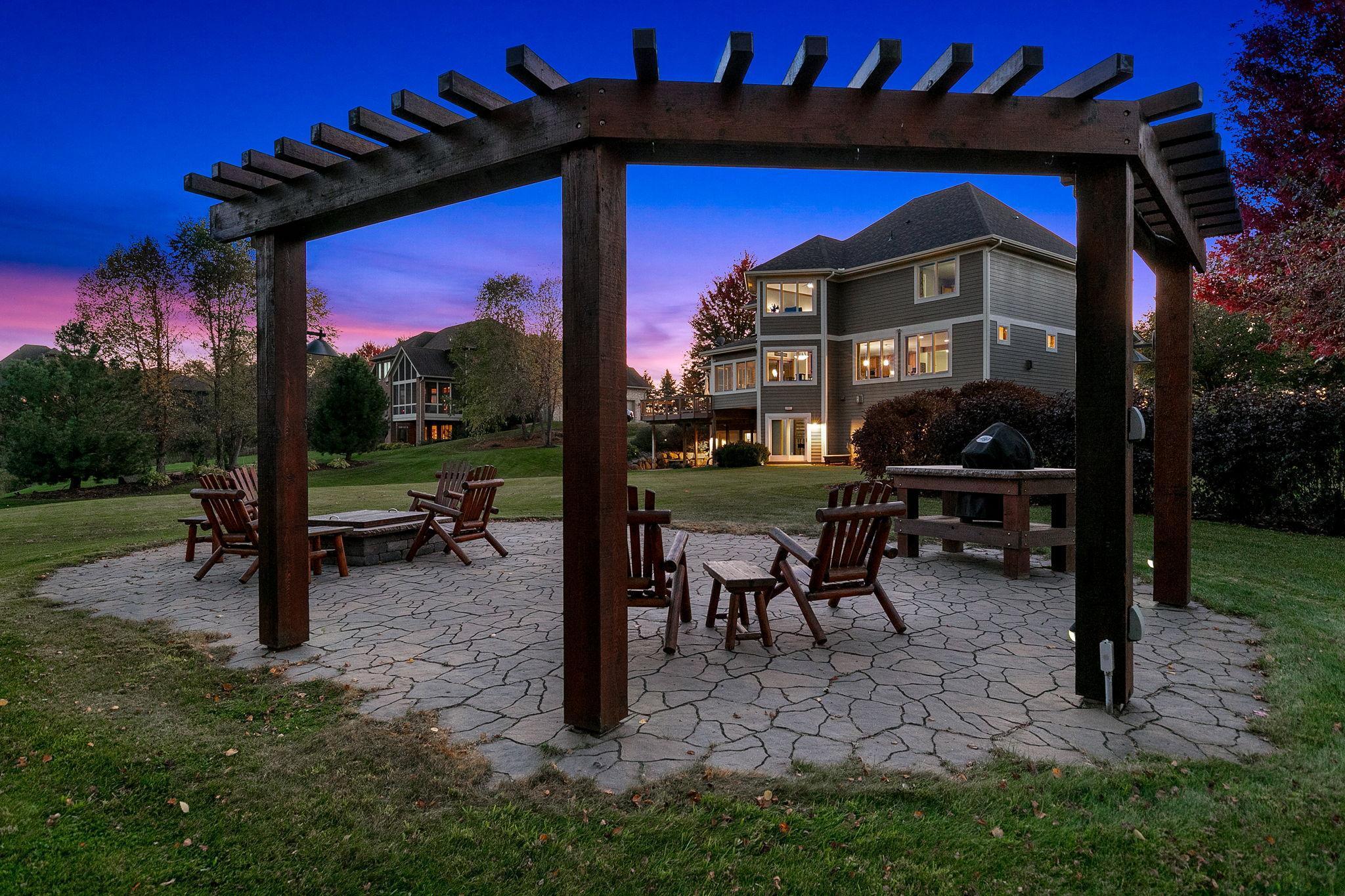 21451 Bitterbush Pass