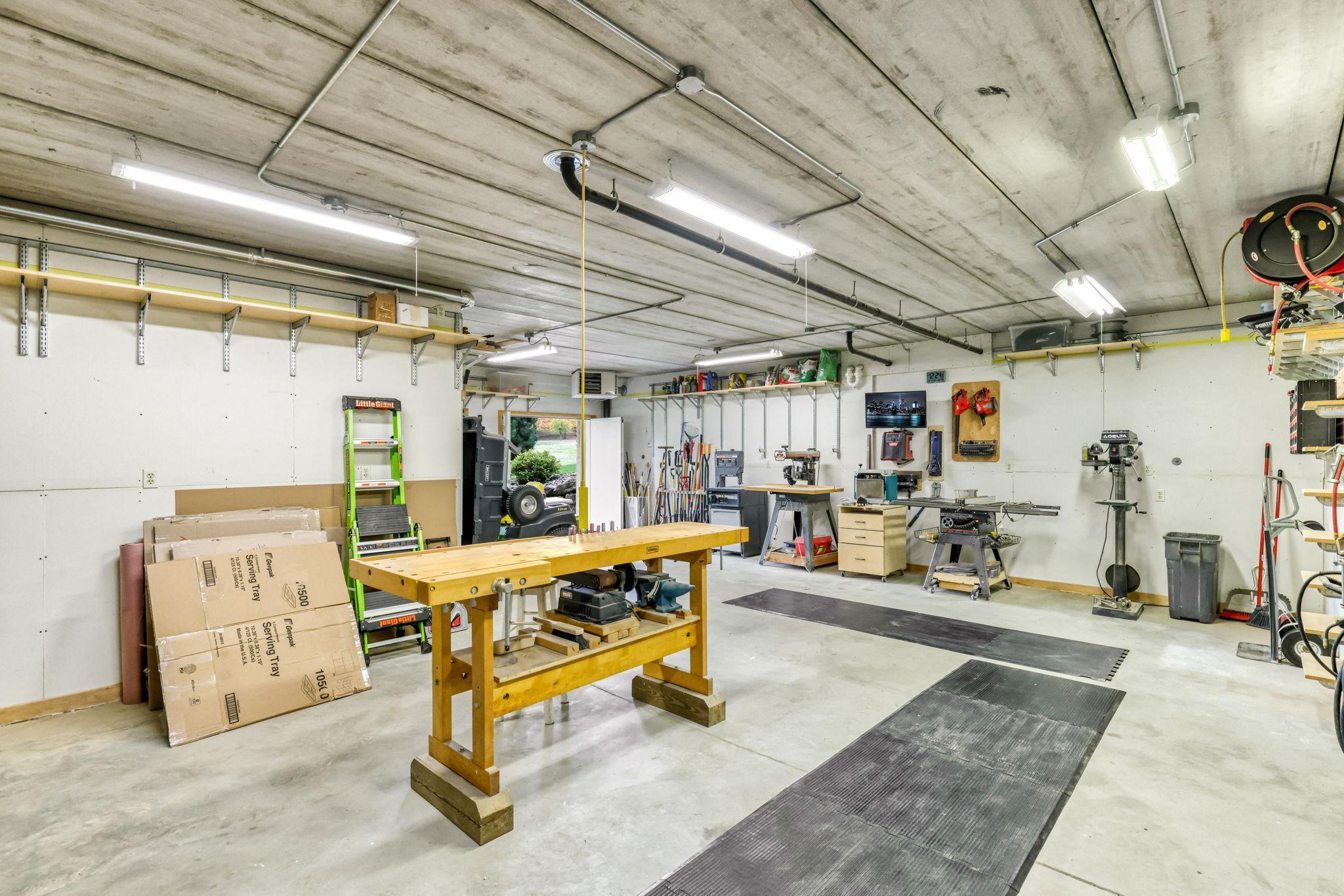 21451 Bitterbush Pass