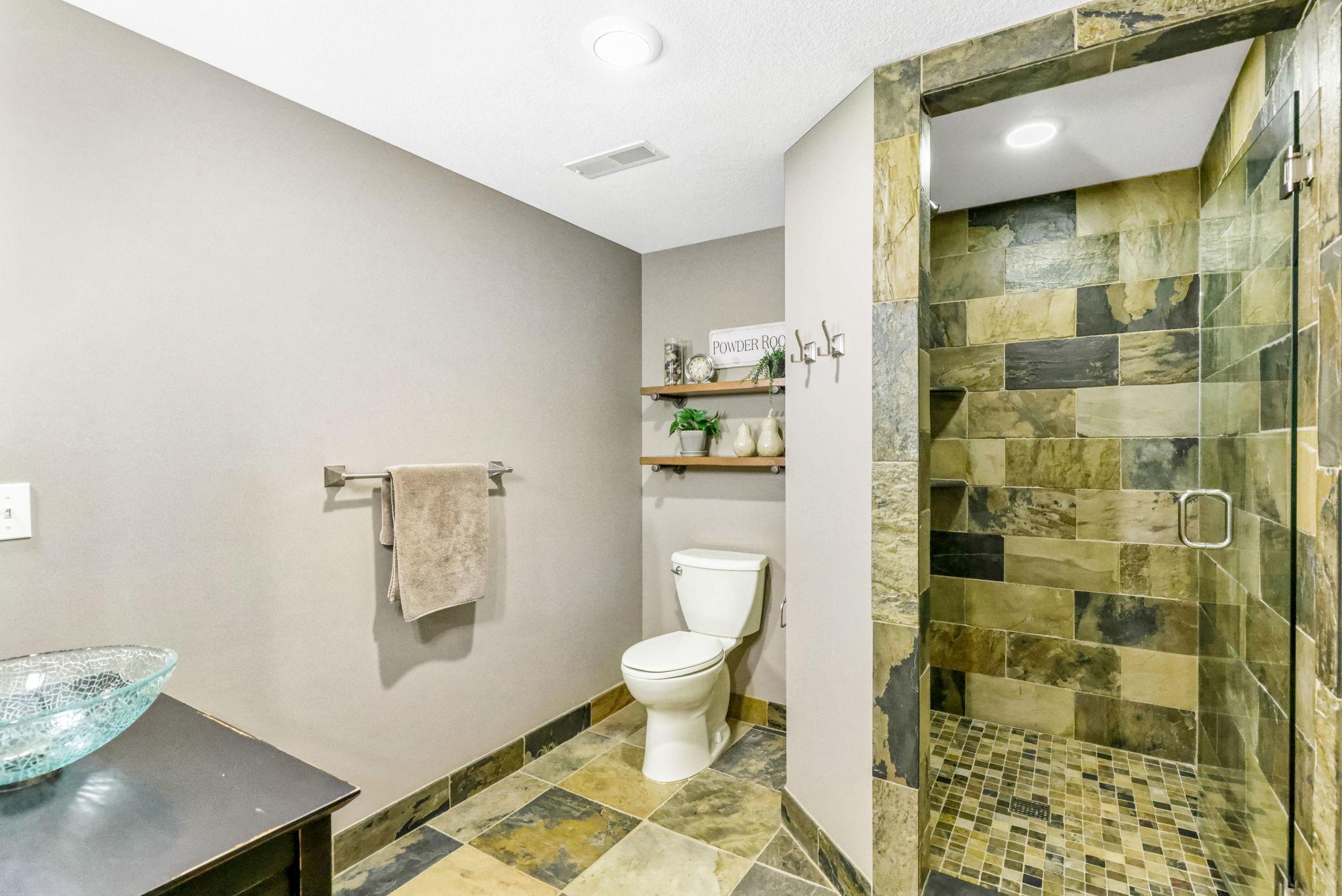 21451 Bitterbush Pass