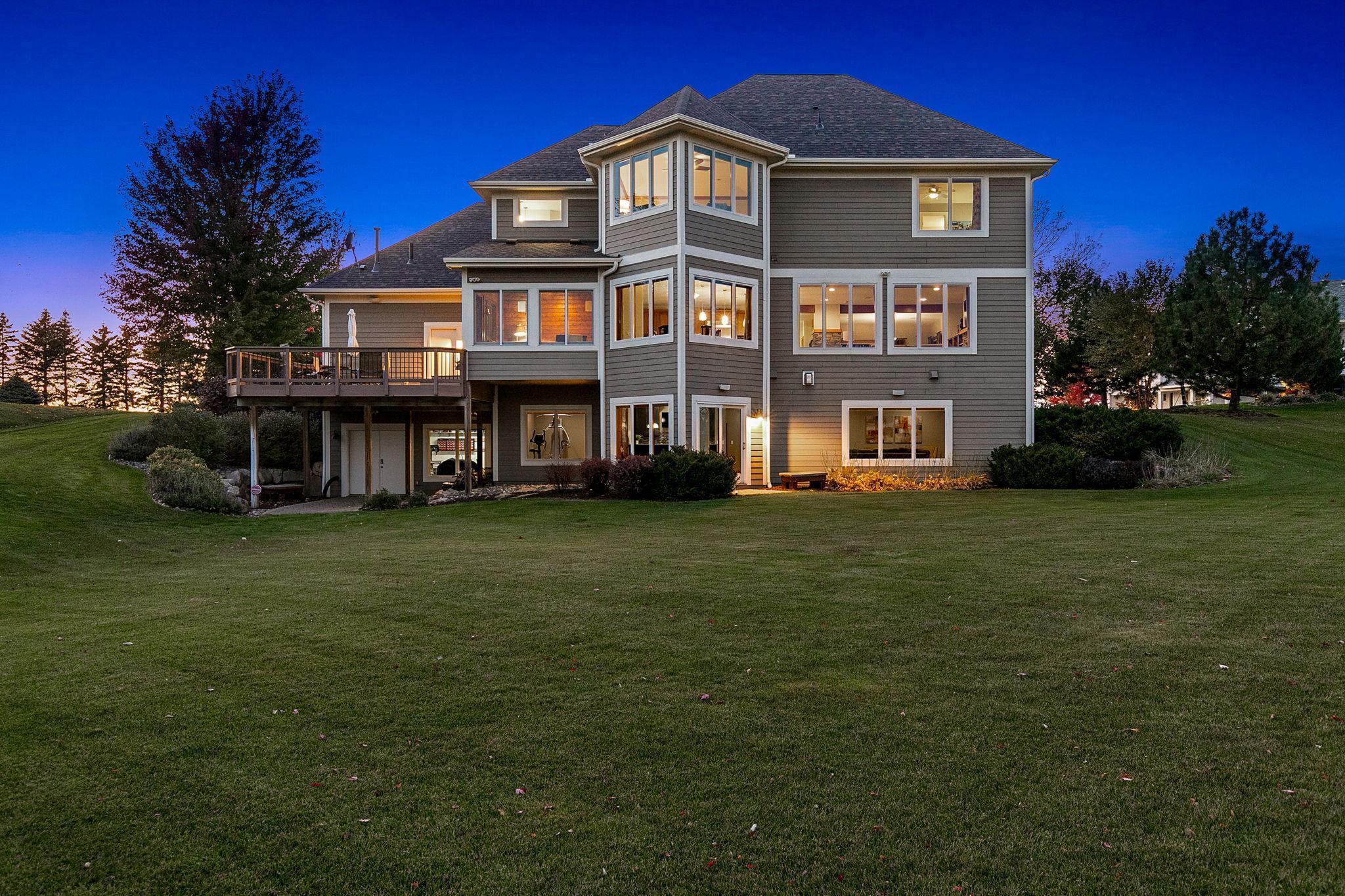 21451 Bitterbush Pass