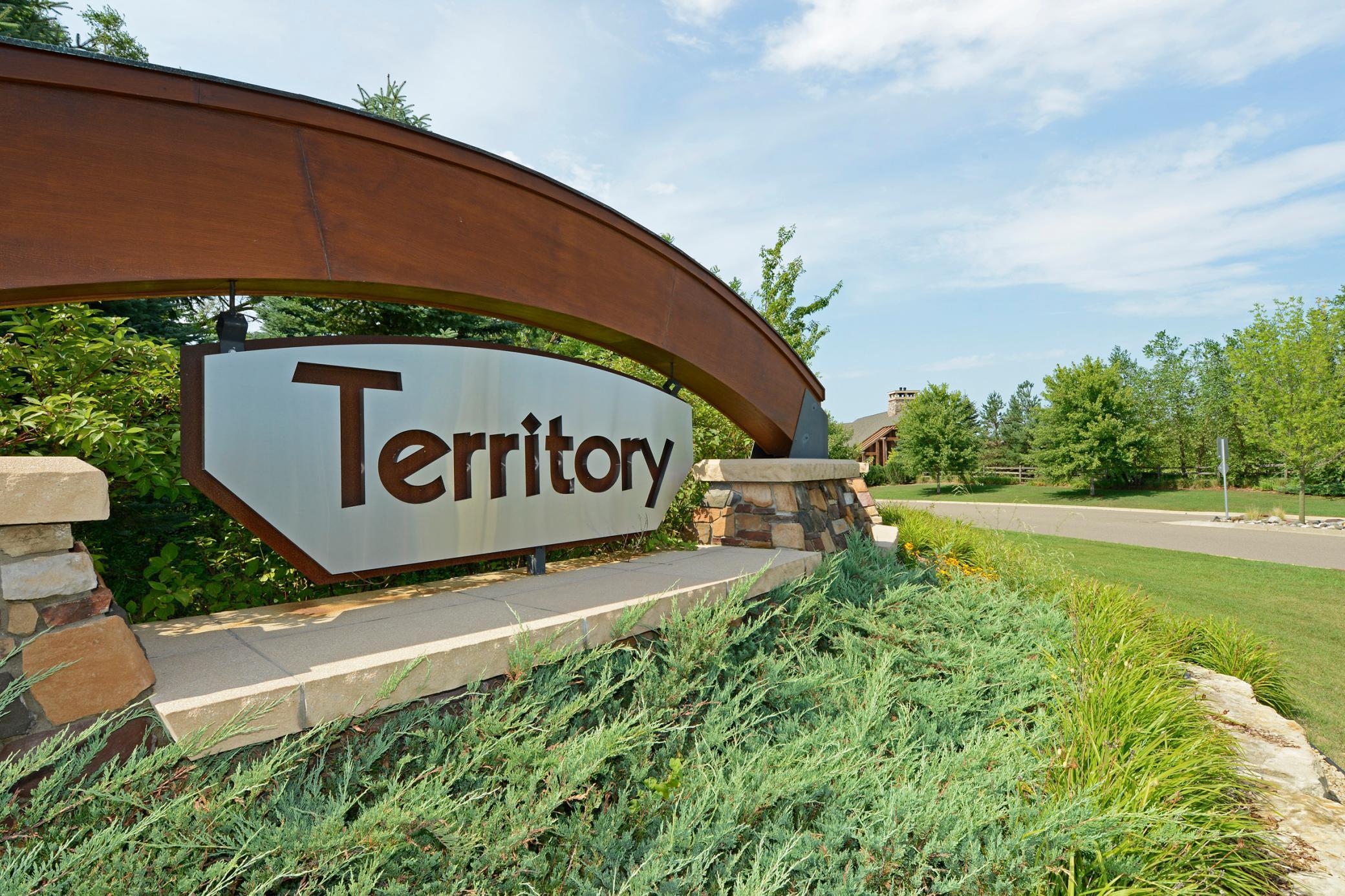 21451 Bitterbush Pass