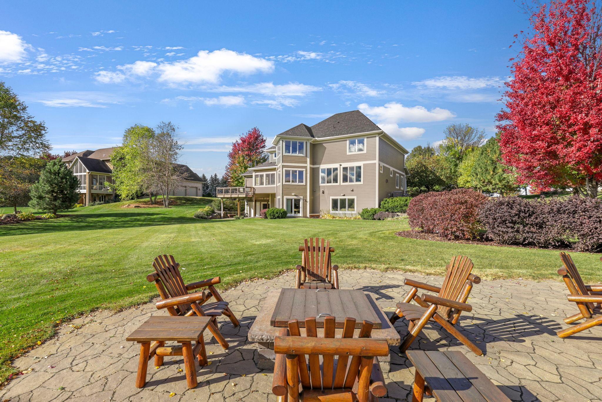 21451 Bitterbush Pass