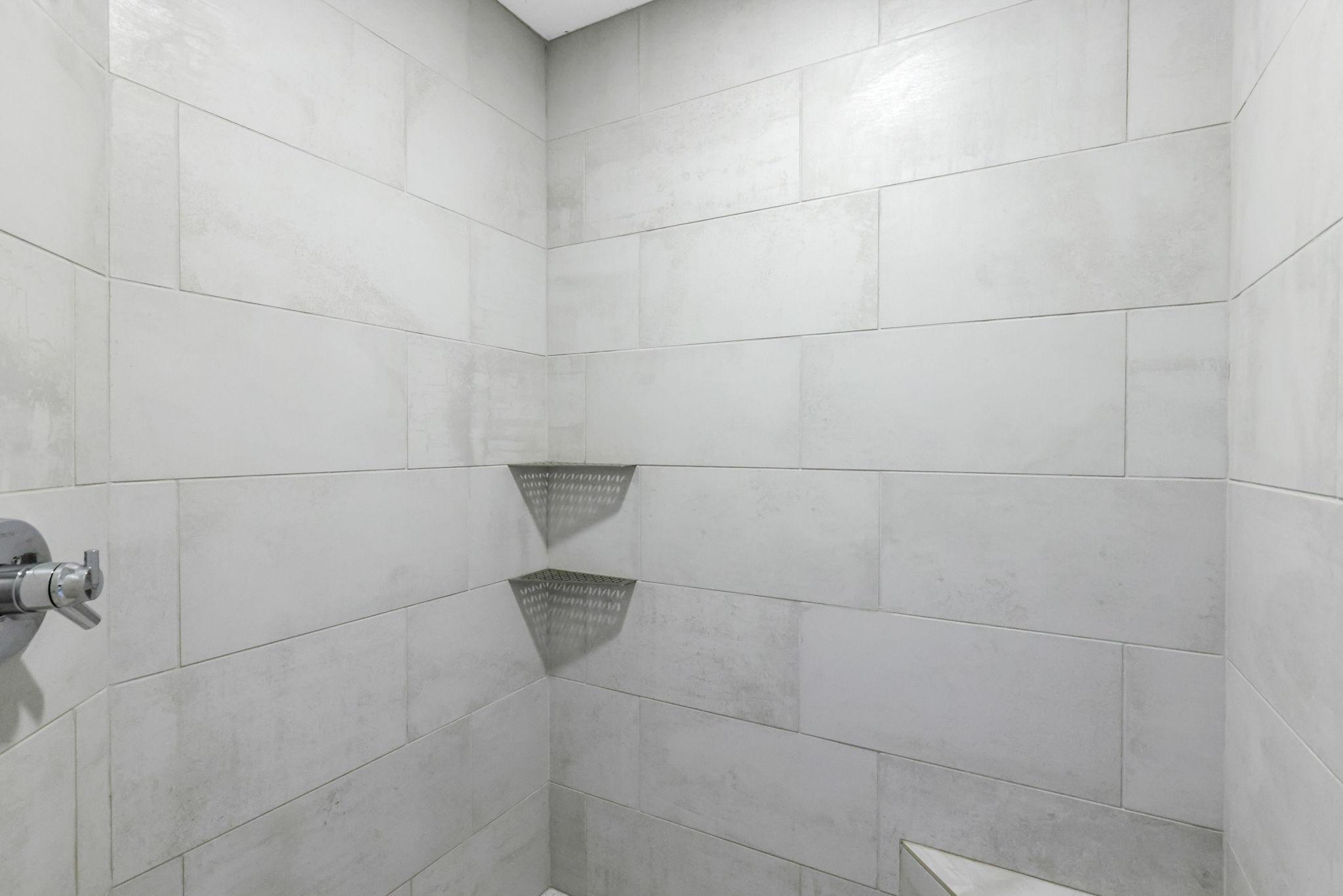 21451 Bitterbush Pass