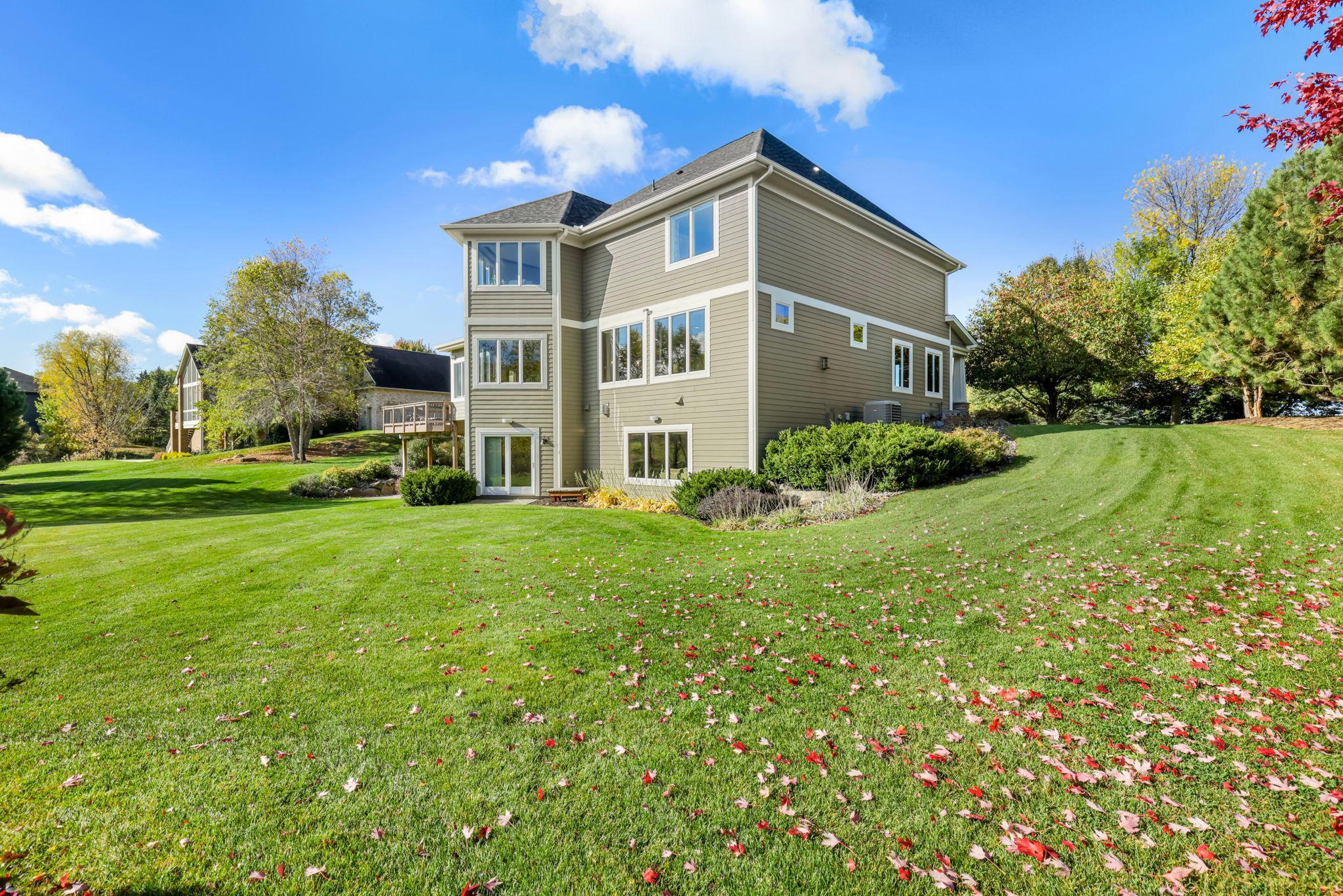 21451 Bitterbush Pass