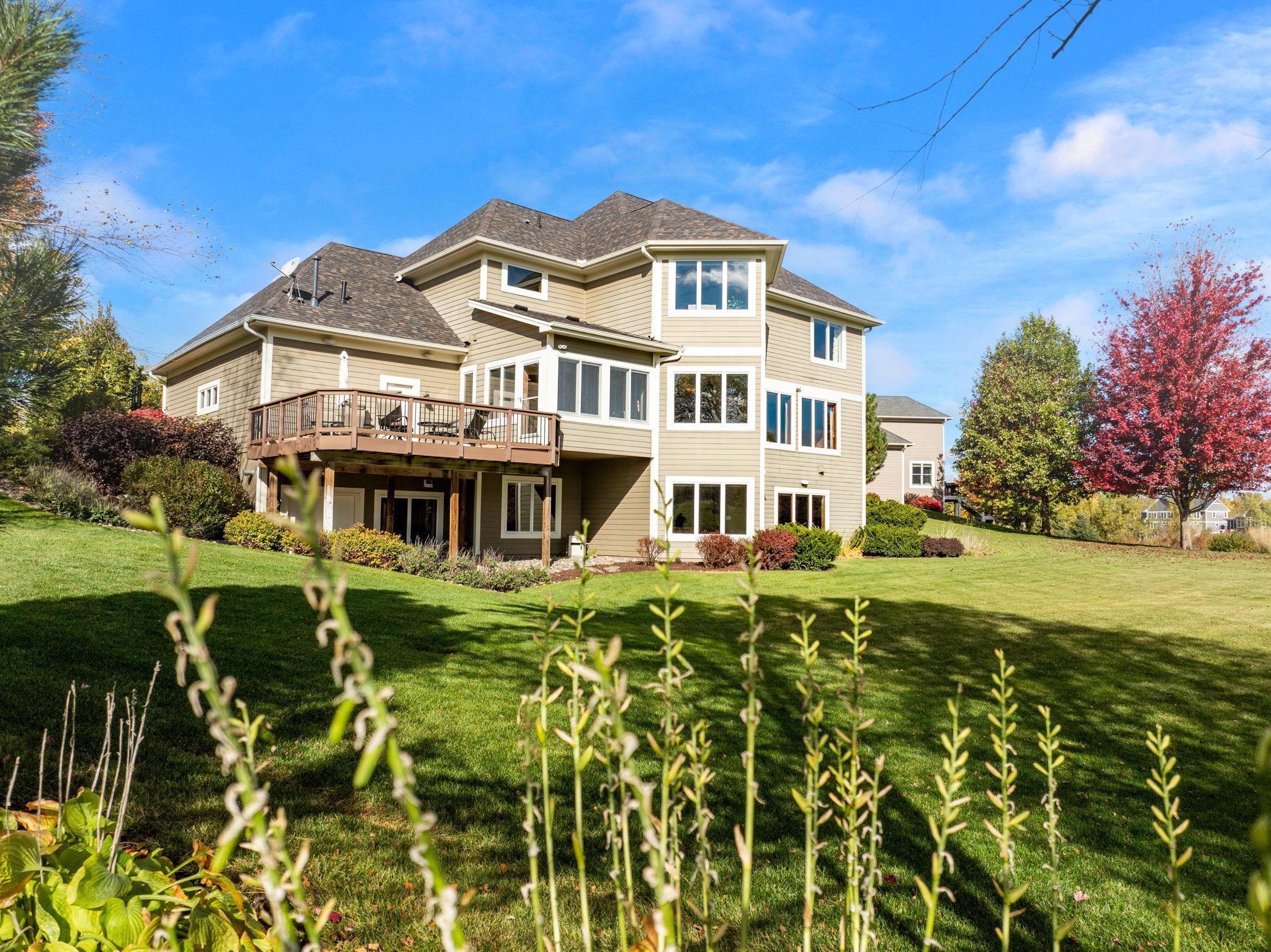 21451 Bitterbush Pass