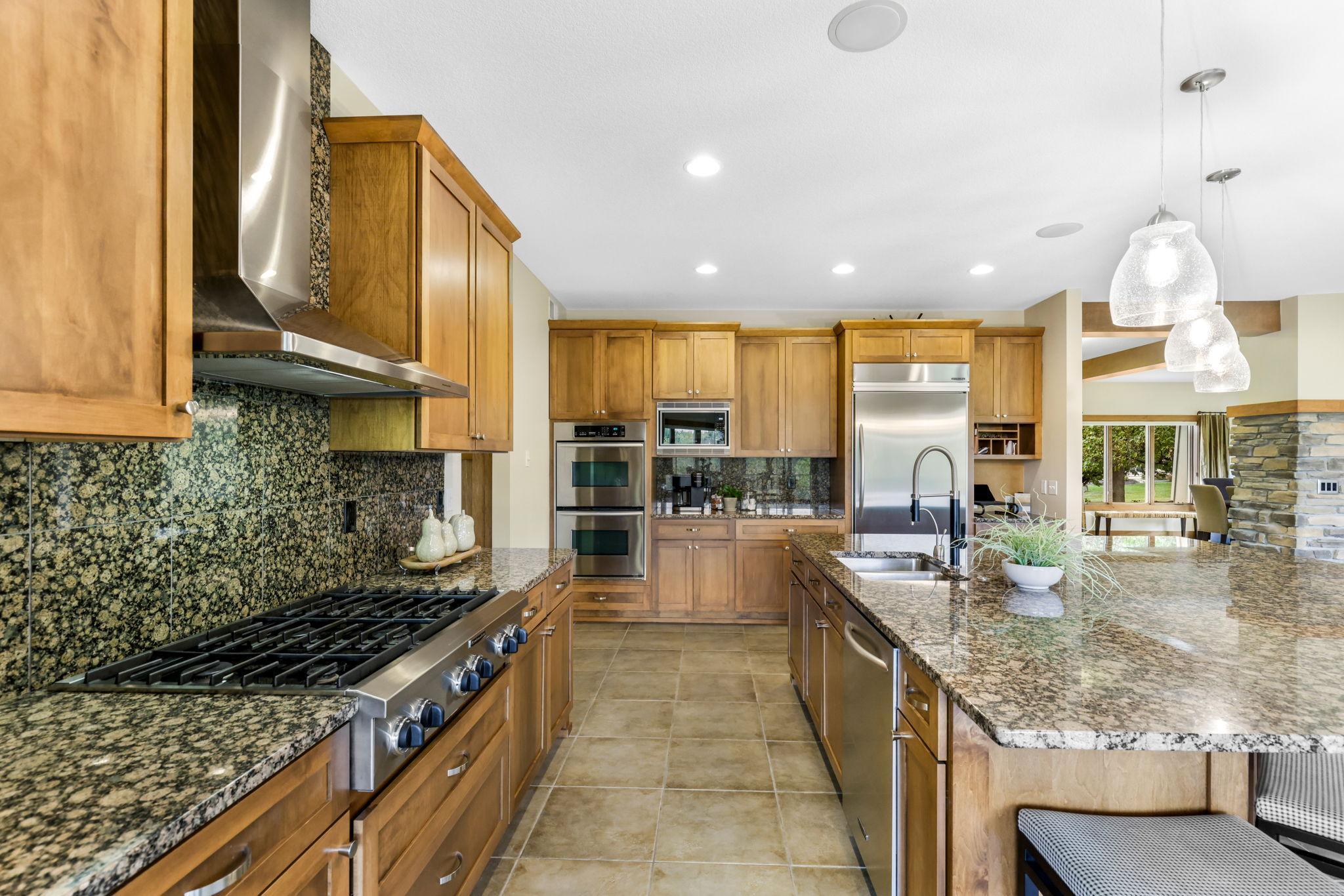 21451 Bitterbush Pass