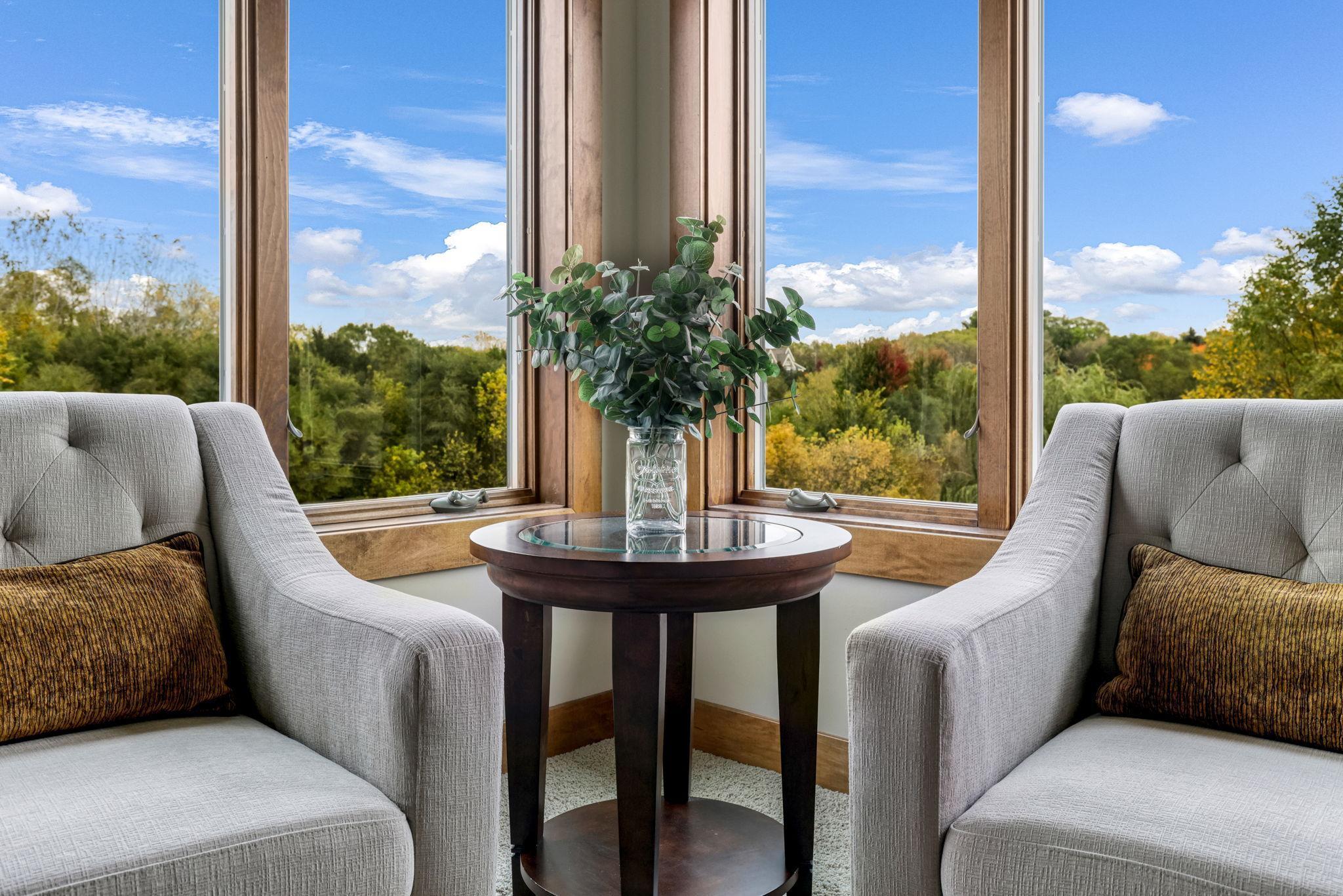 21451 Bitterbush Pass