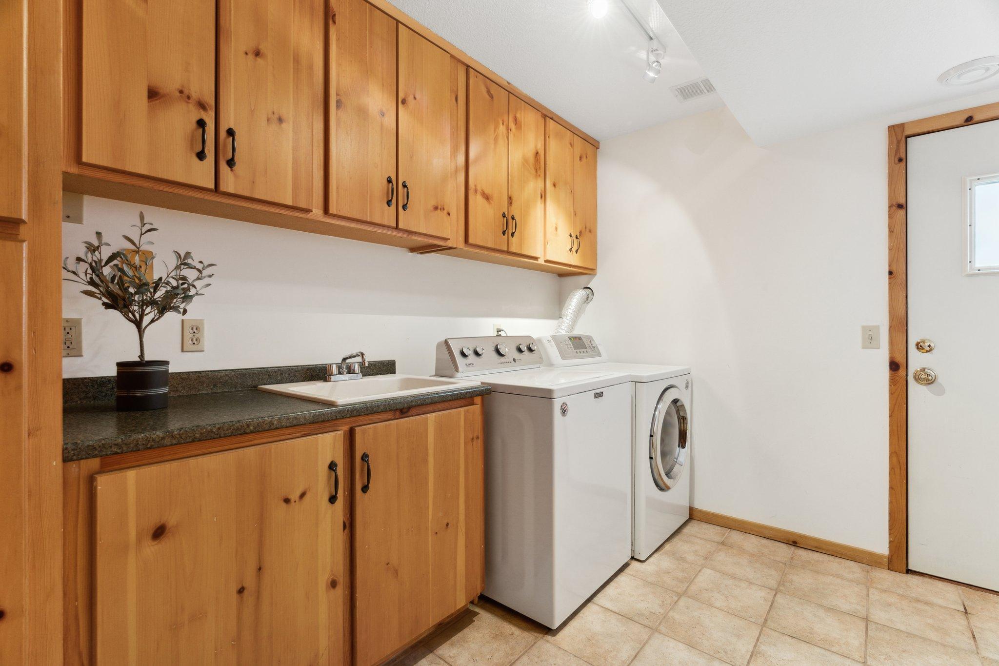 941 Saddlebrook Trail