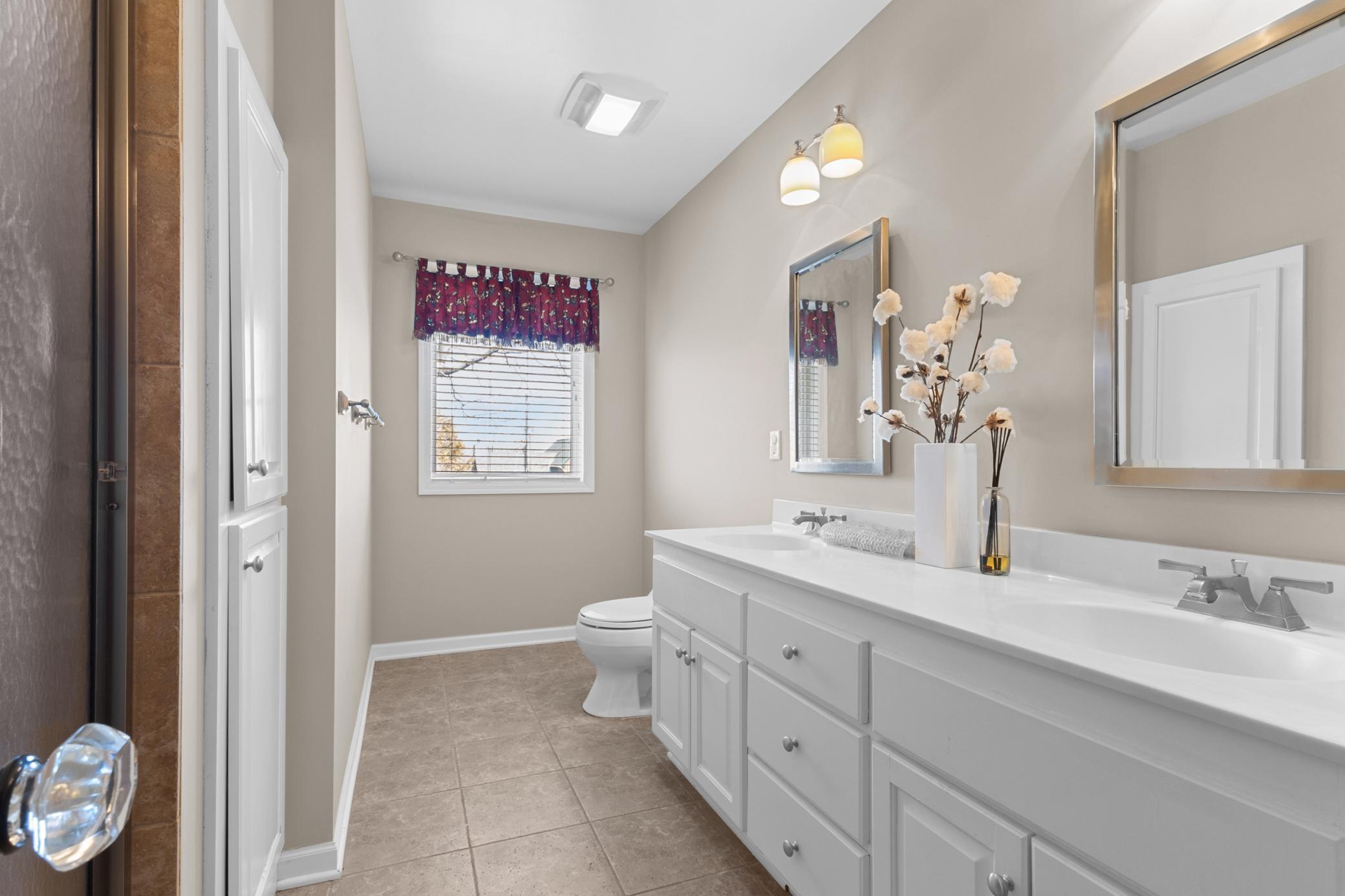 3535 Ivy Place