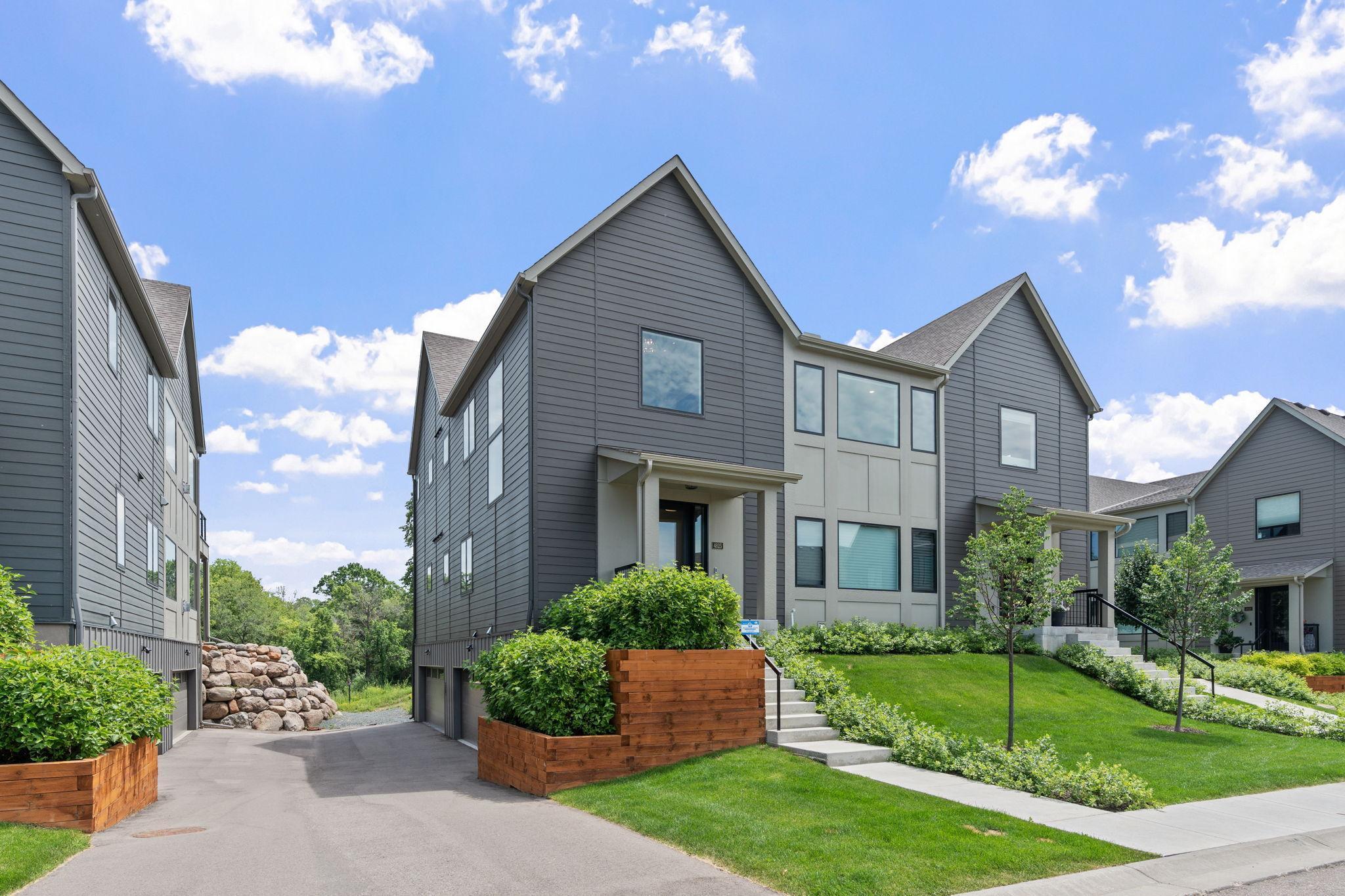 4825 Linden Cove Lane Unit: 11