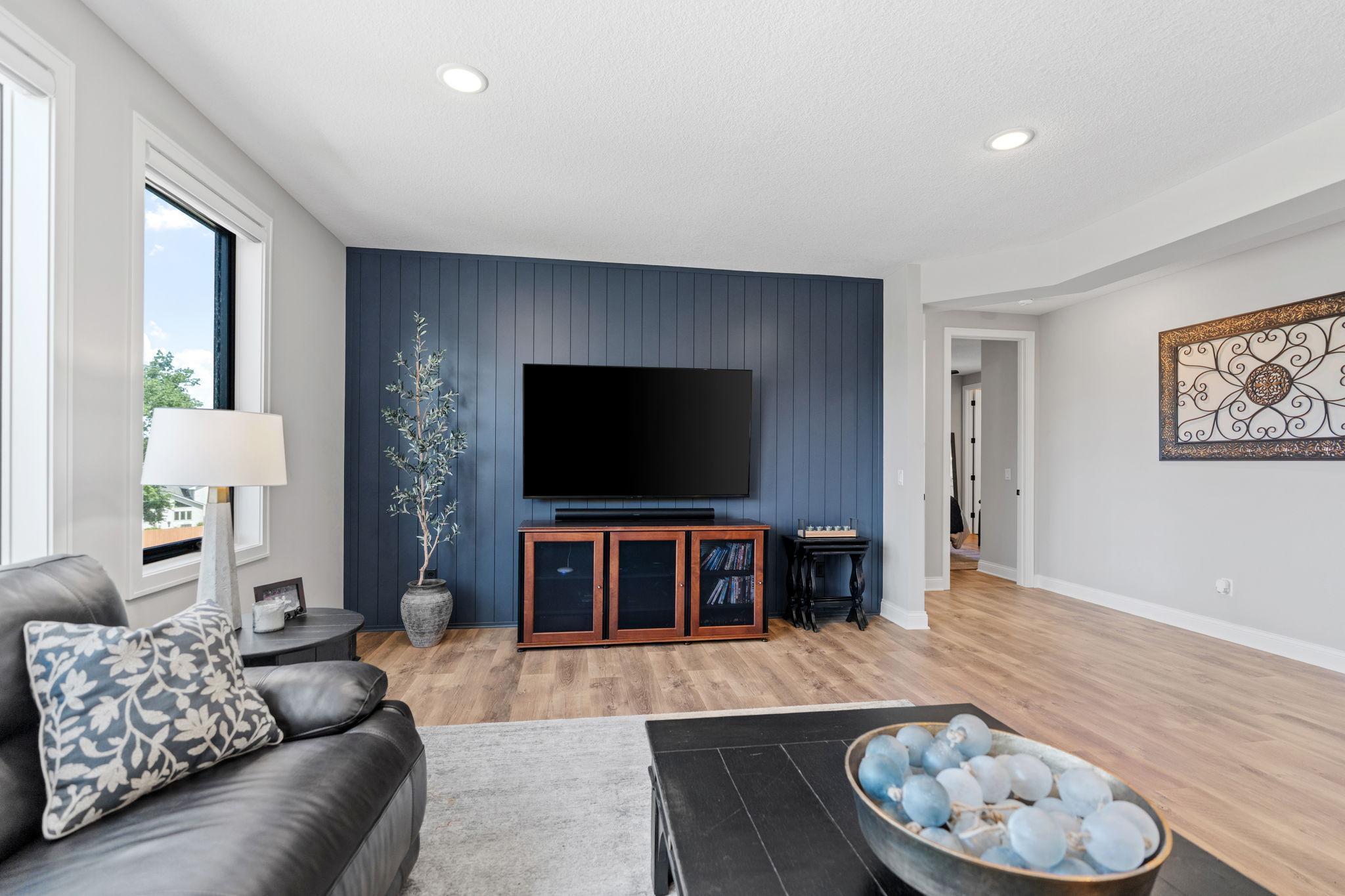 4825 Linden Cove Lane Unit: 11