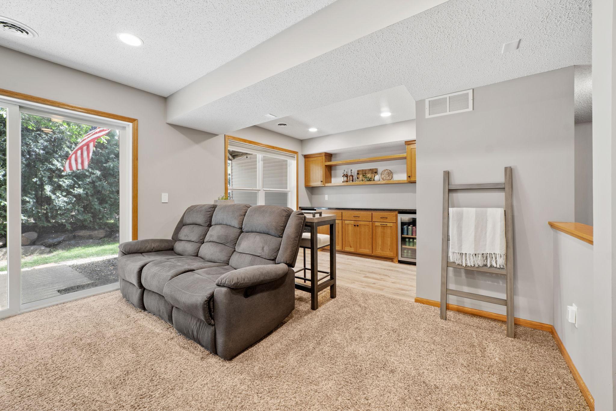 5036 Bluff Heights Trail SE