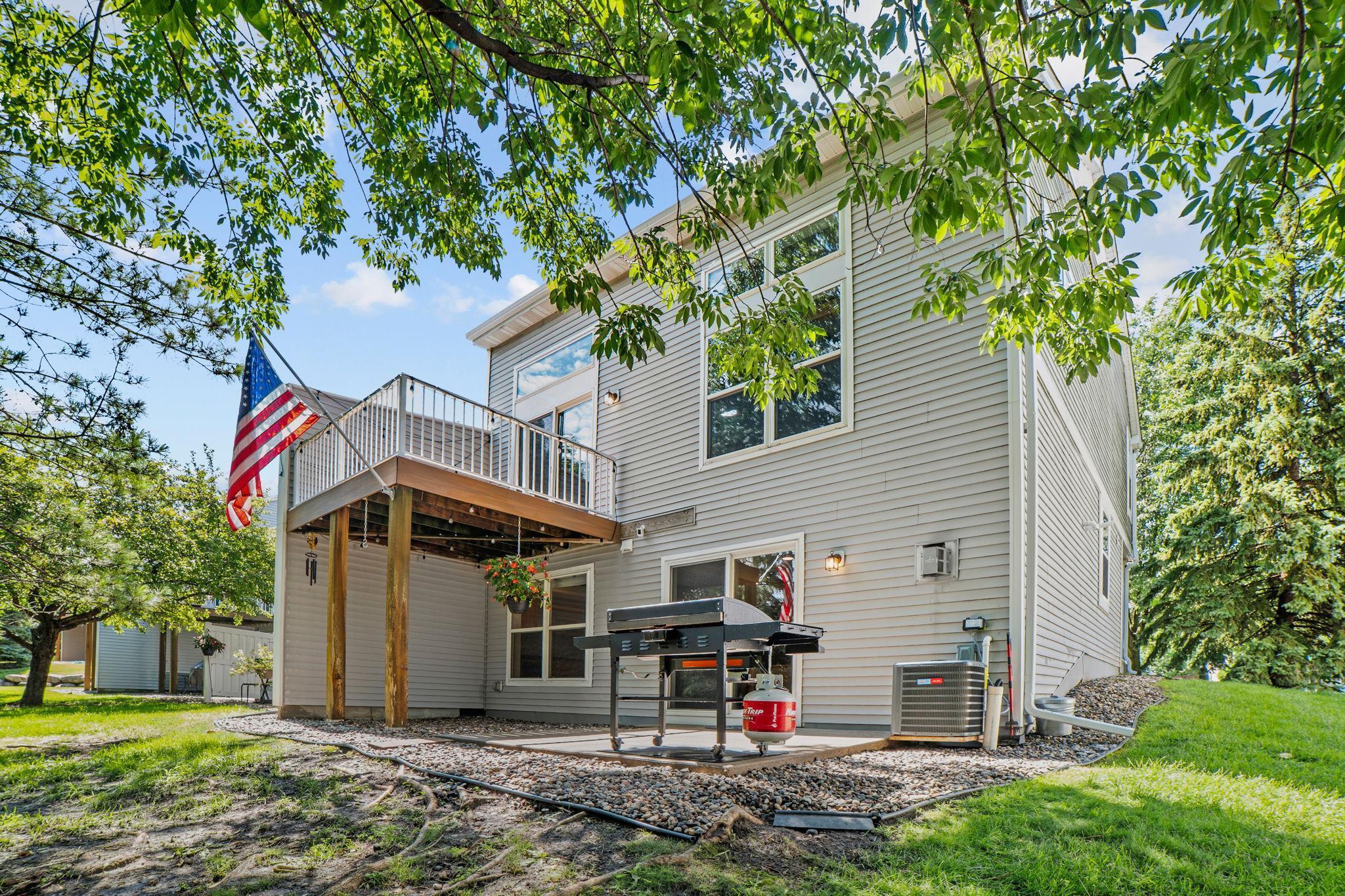 5036 Bluff Heights Trail SE