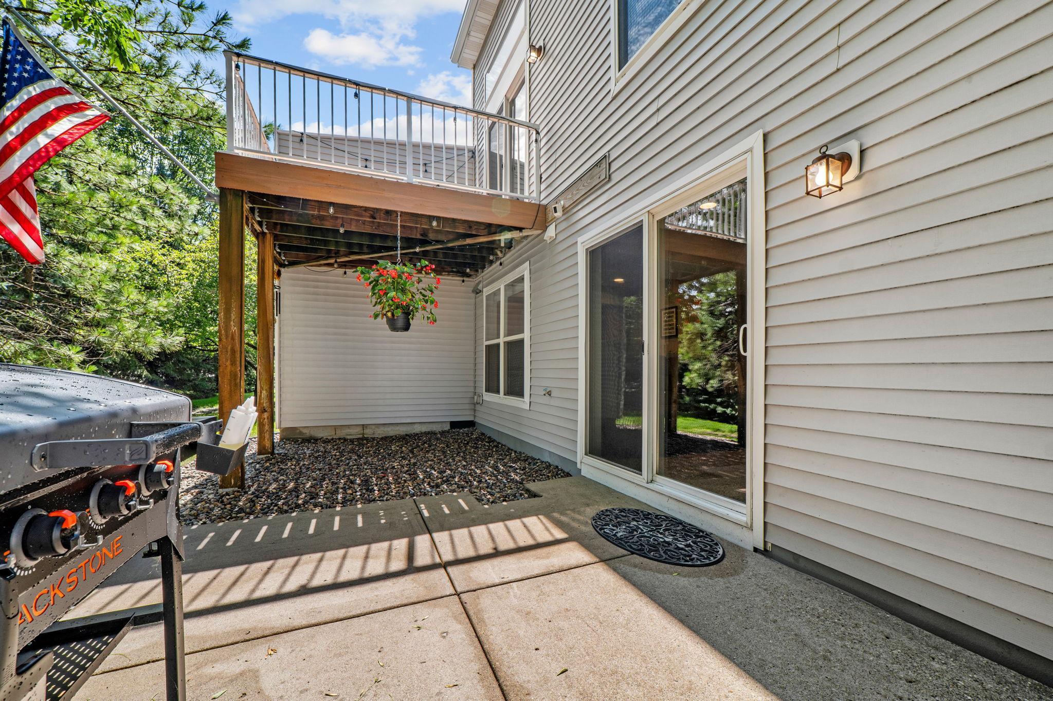 5036 Bluff Heights Trail SE