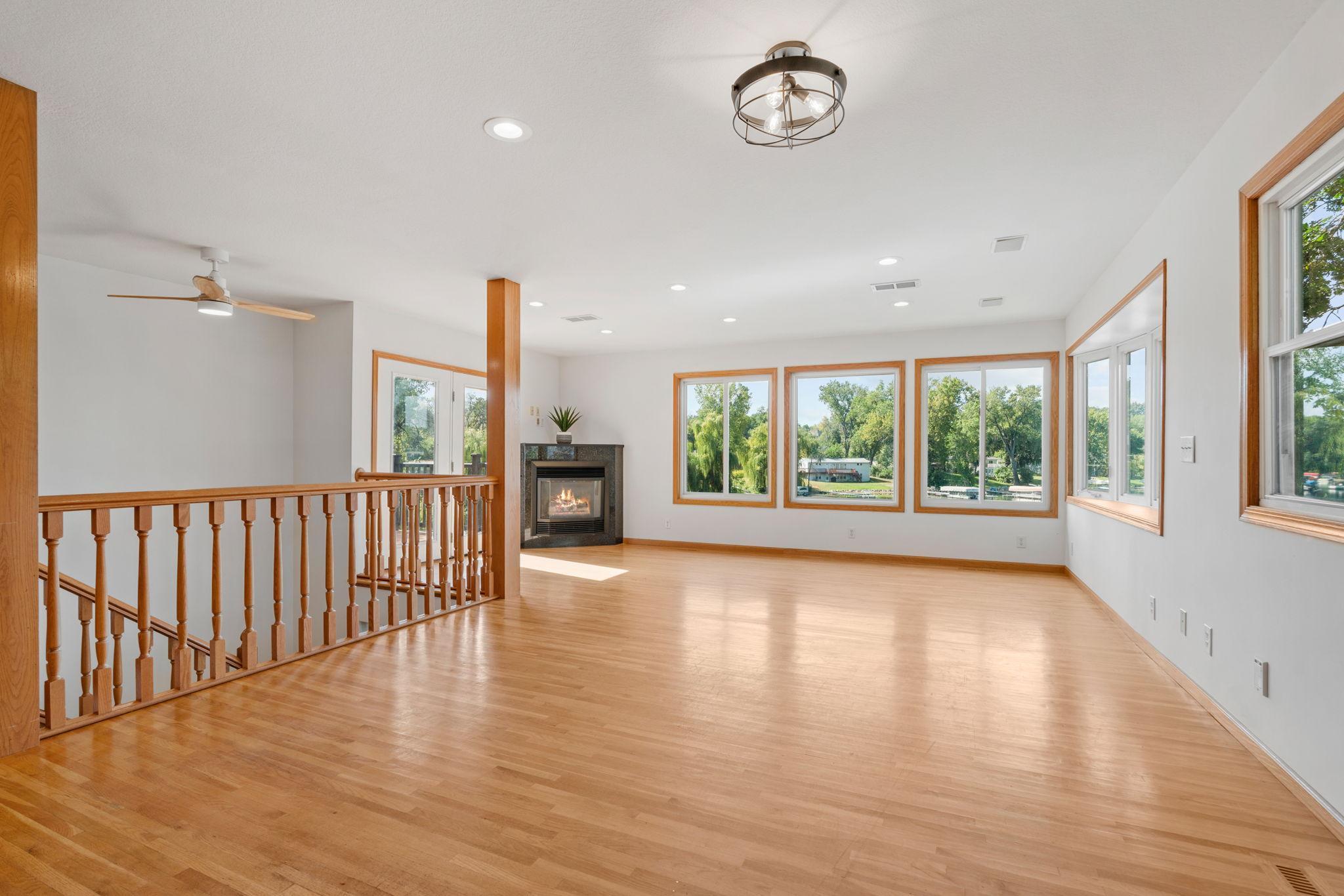 14858 Oakland Beach Avenue SE