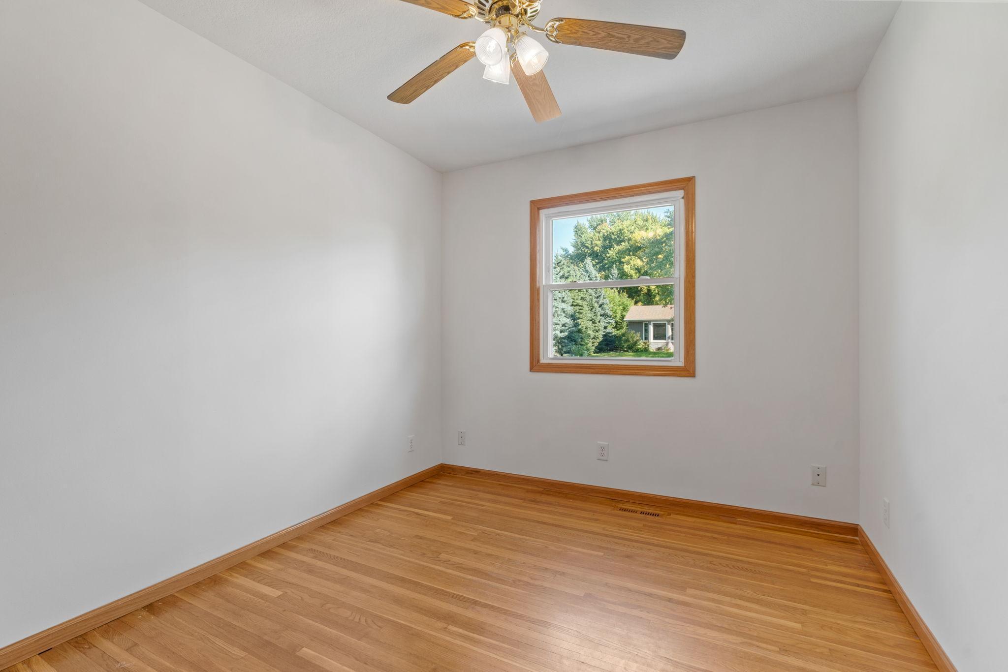 14858 Oakland Beach Avenue SE