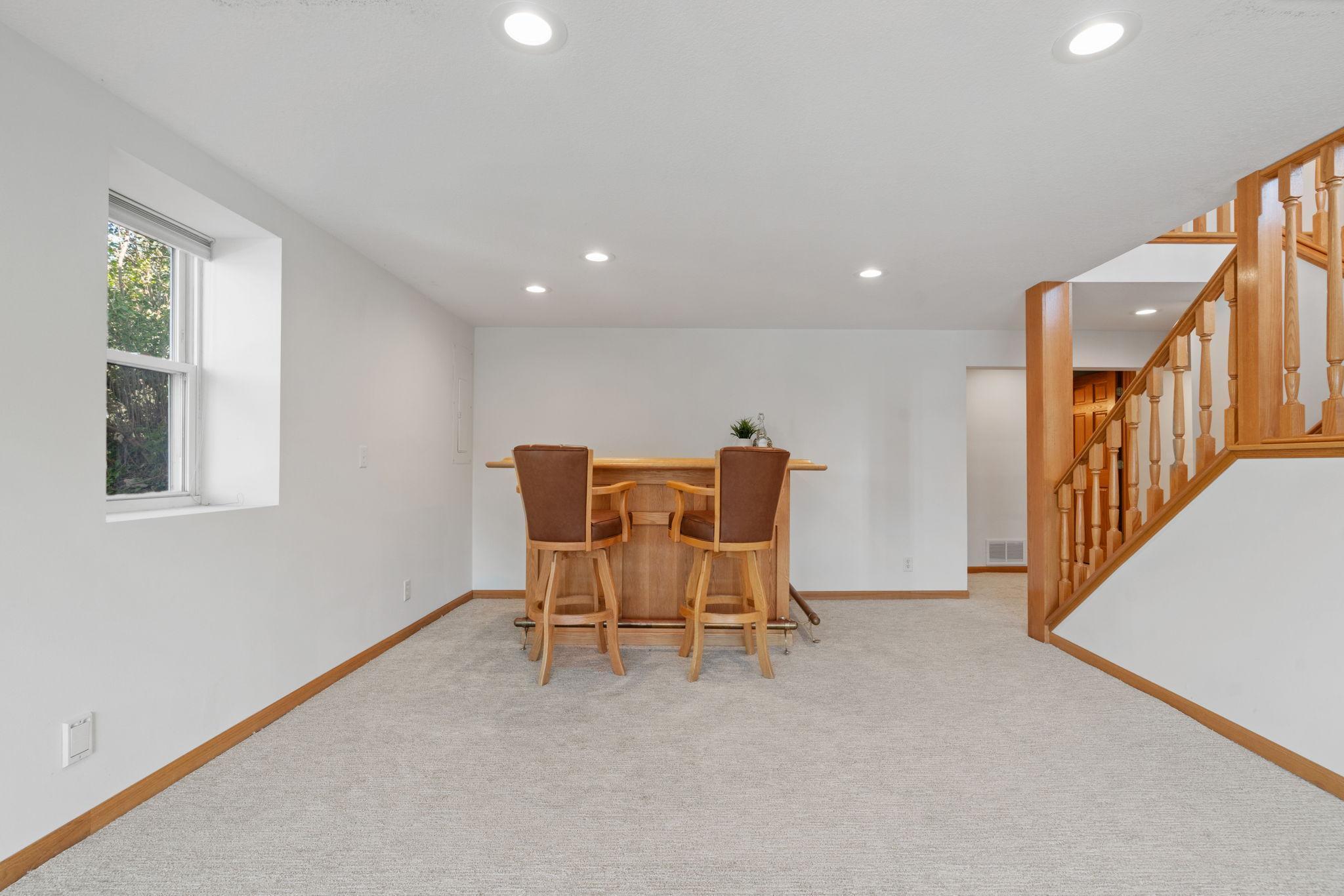 14858 Oakland Beach Avenue SE