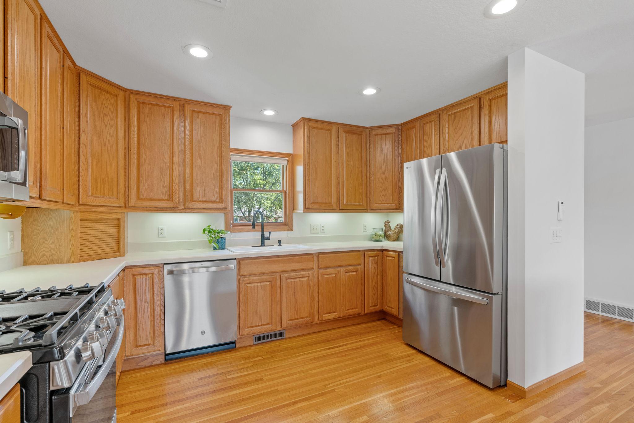 14858 Oakland Beach Avenue SE