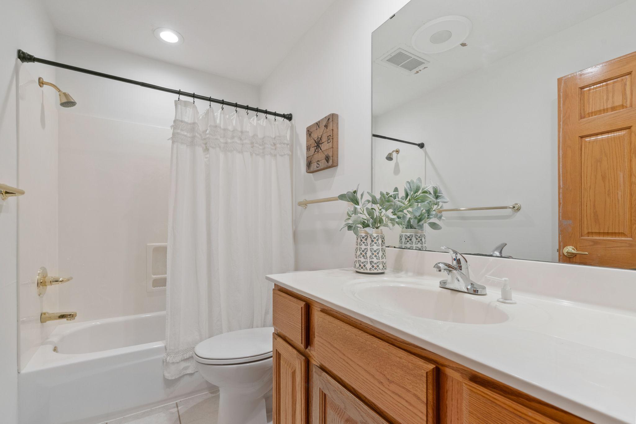 14858 Oakland Beach Avenue SE